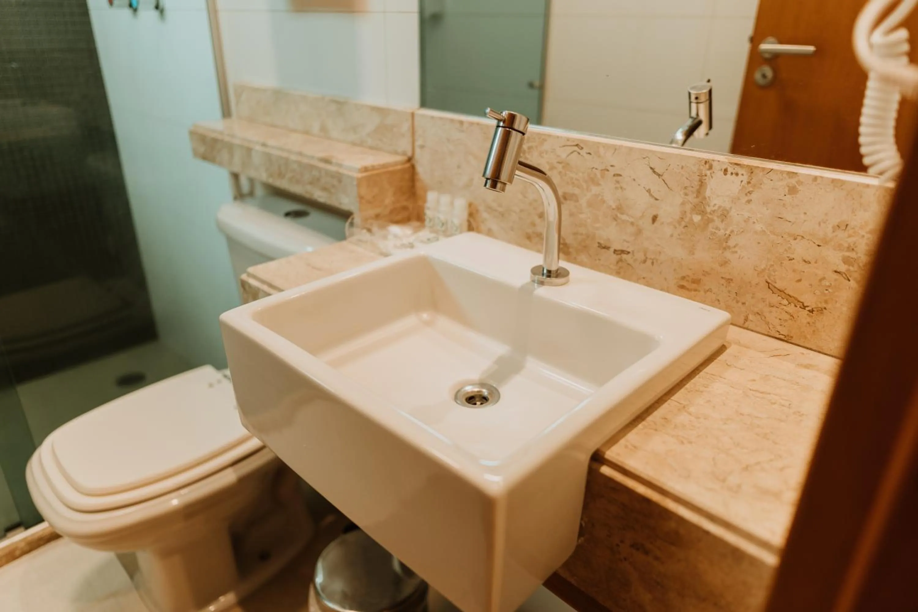 Shower in Hotel do Sertão