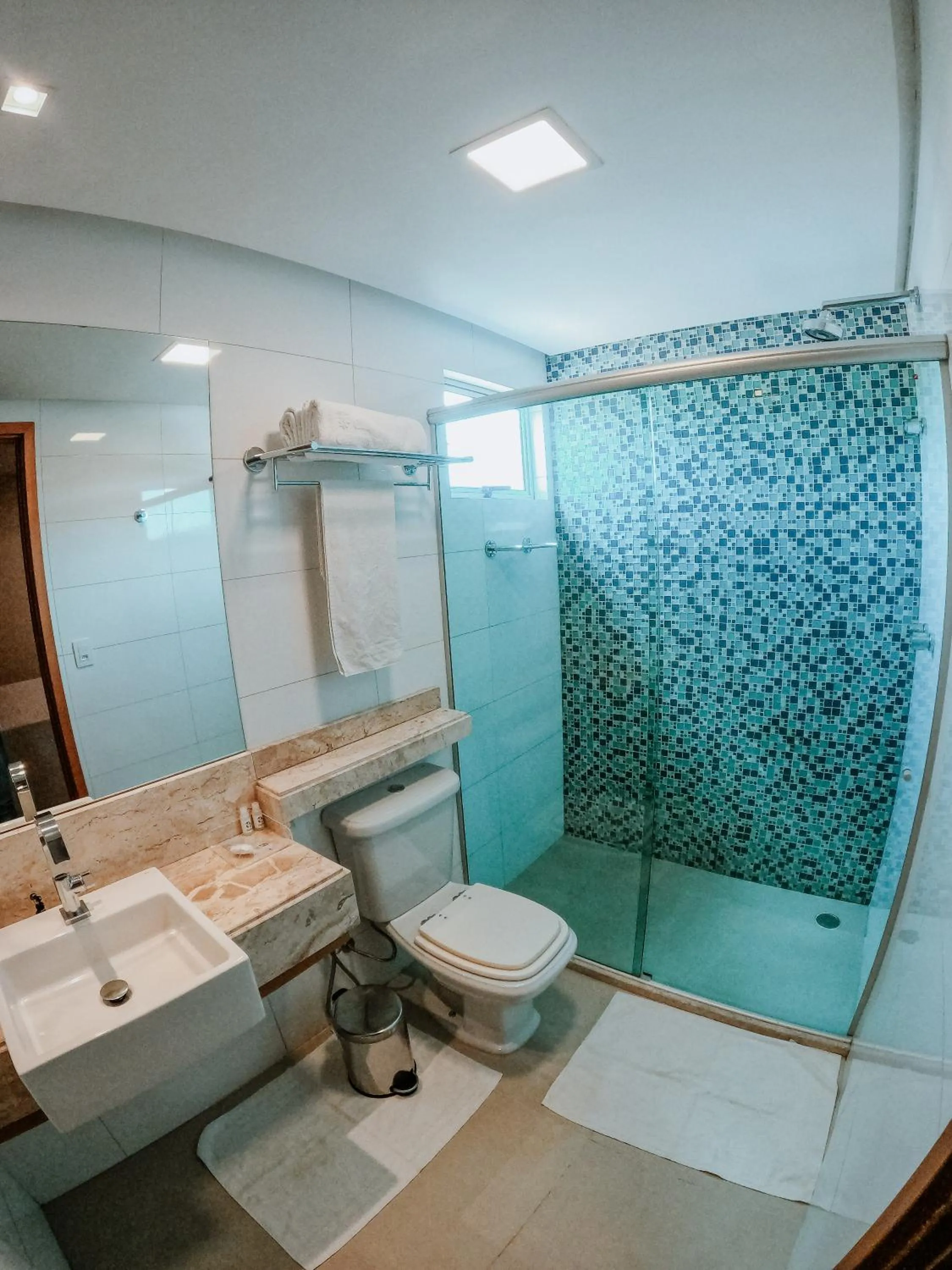 Shower in Hotel do Sertão