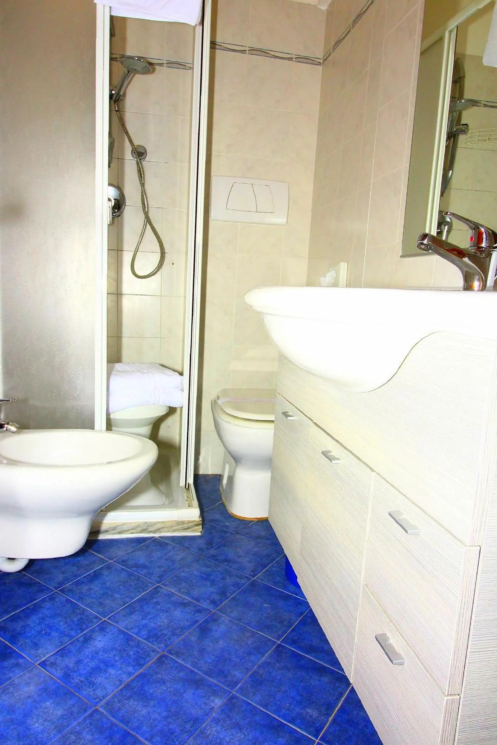 Bathroom in Hotel Siesta