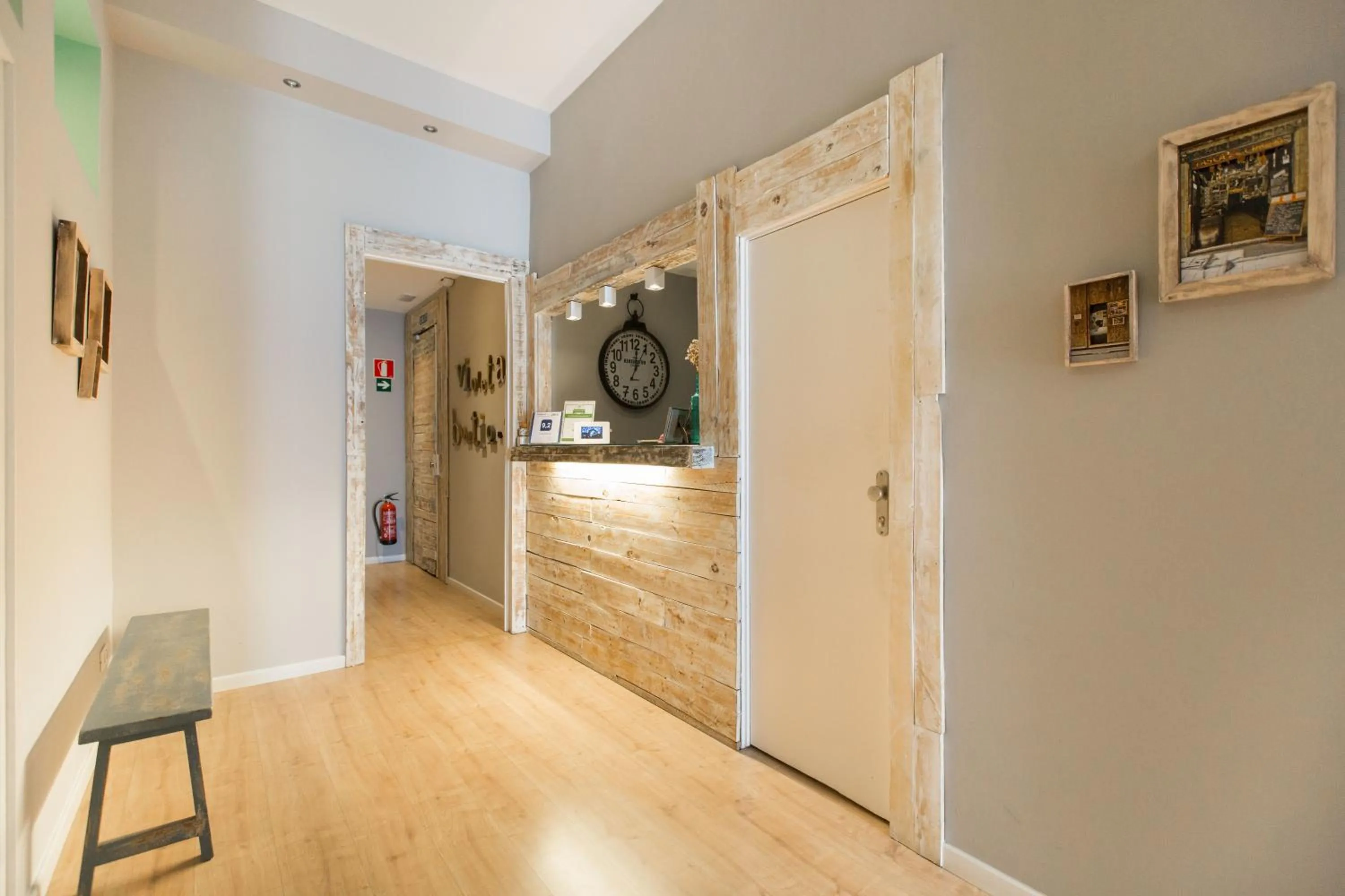 Lobby or reception in Violeta Boutique