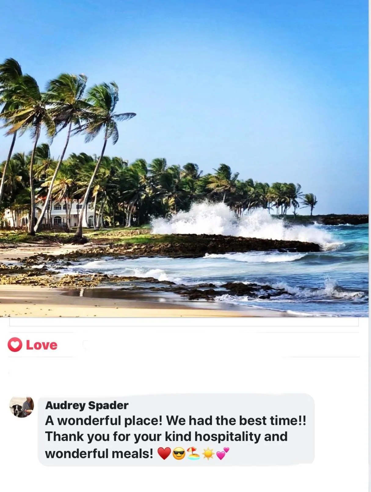 People in Baoba Breeze Bed & Breakfast- beachfront paradise