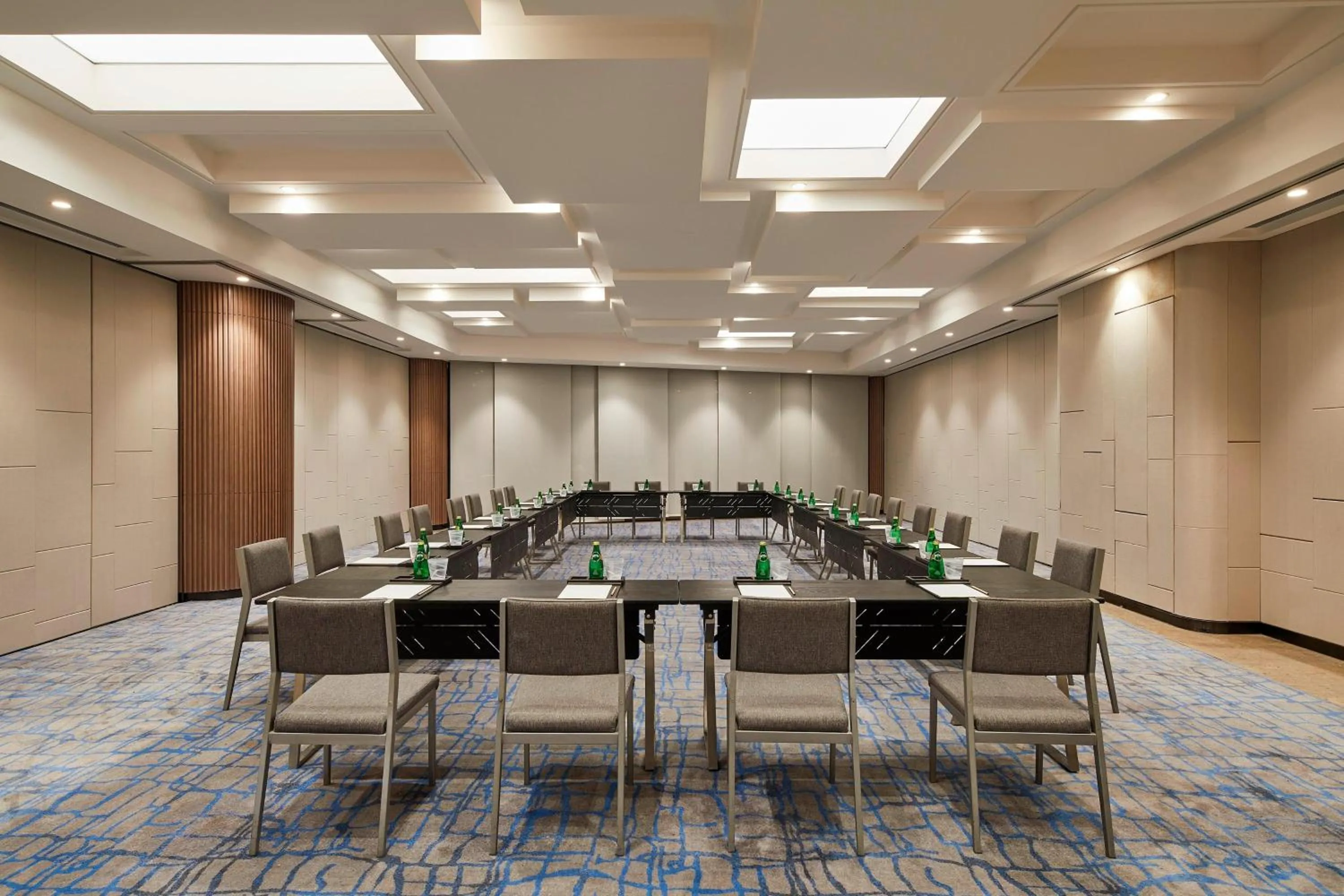 Meeting/conference room in The Westin Wenzhou