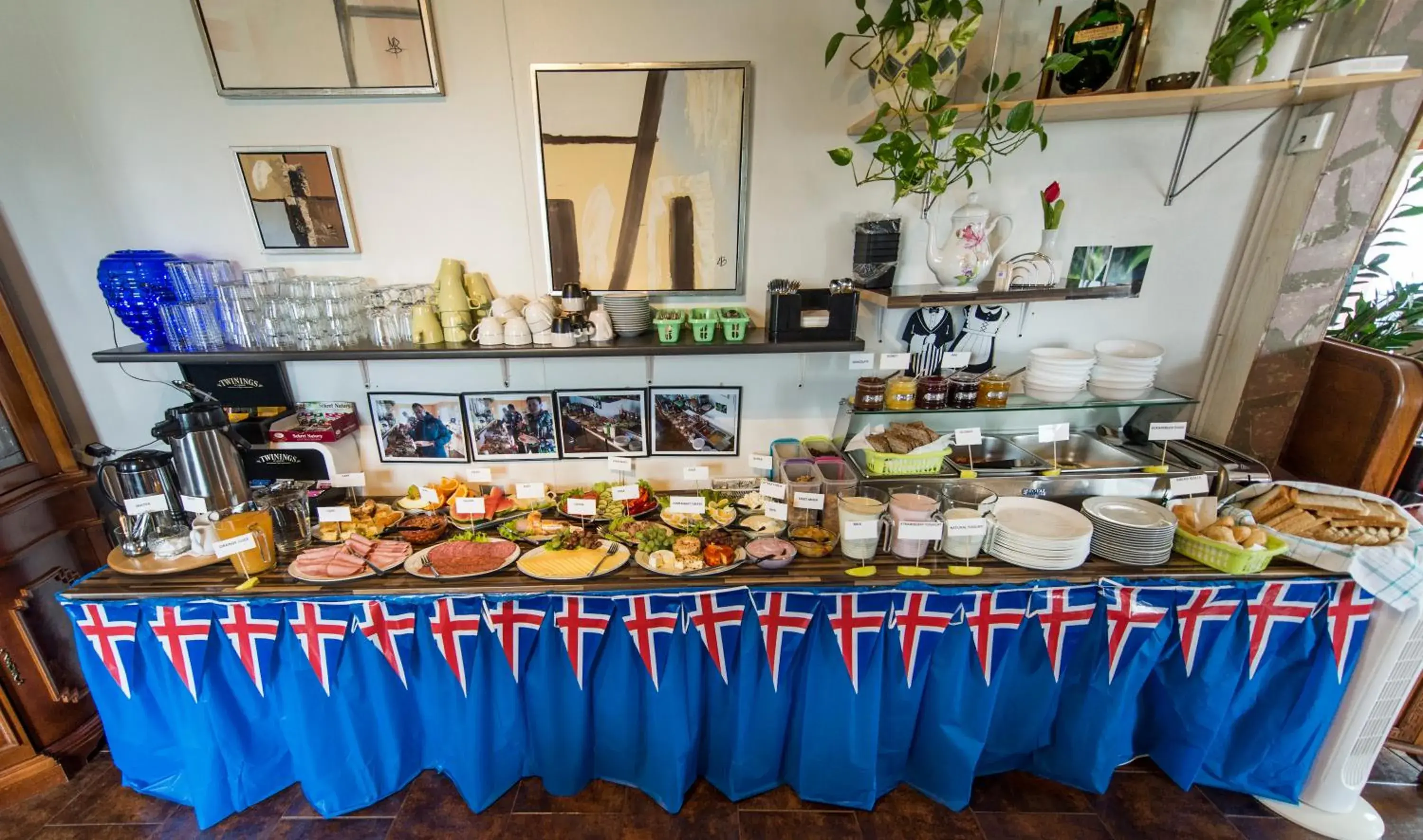 Restaurant/places to eat in Guesthouse Kiljan Restaurant/places to eat in Guesthouse Kiljan