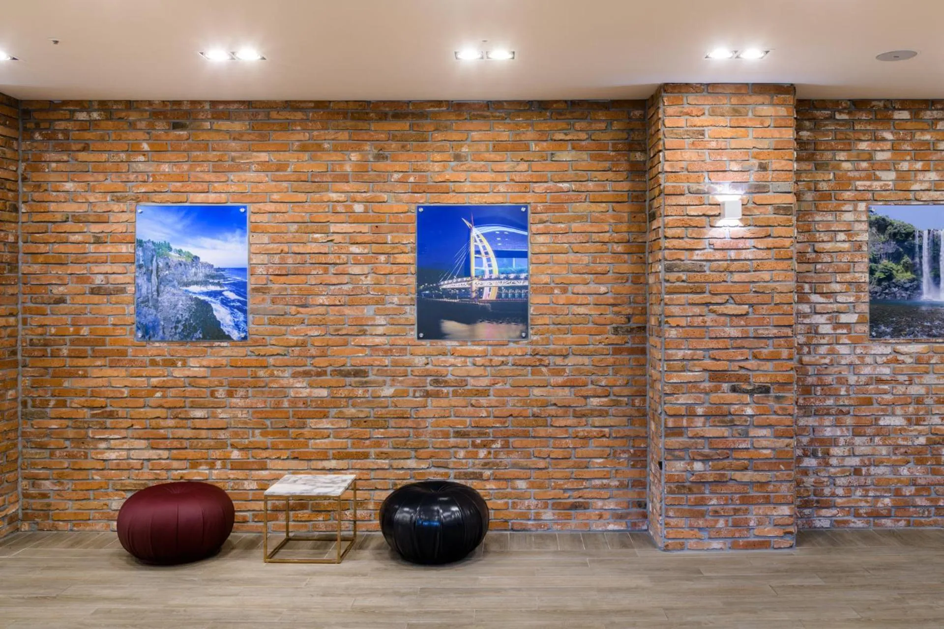 Lobby or reception in Shin Shin Hotel Cheonjiyeon