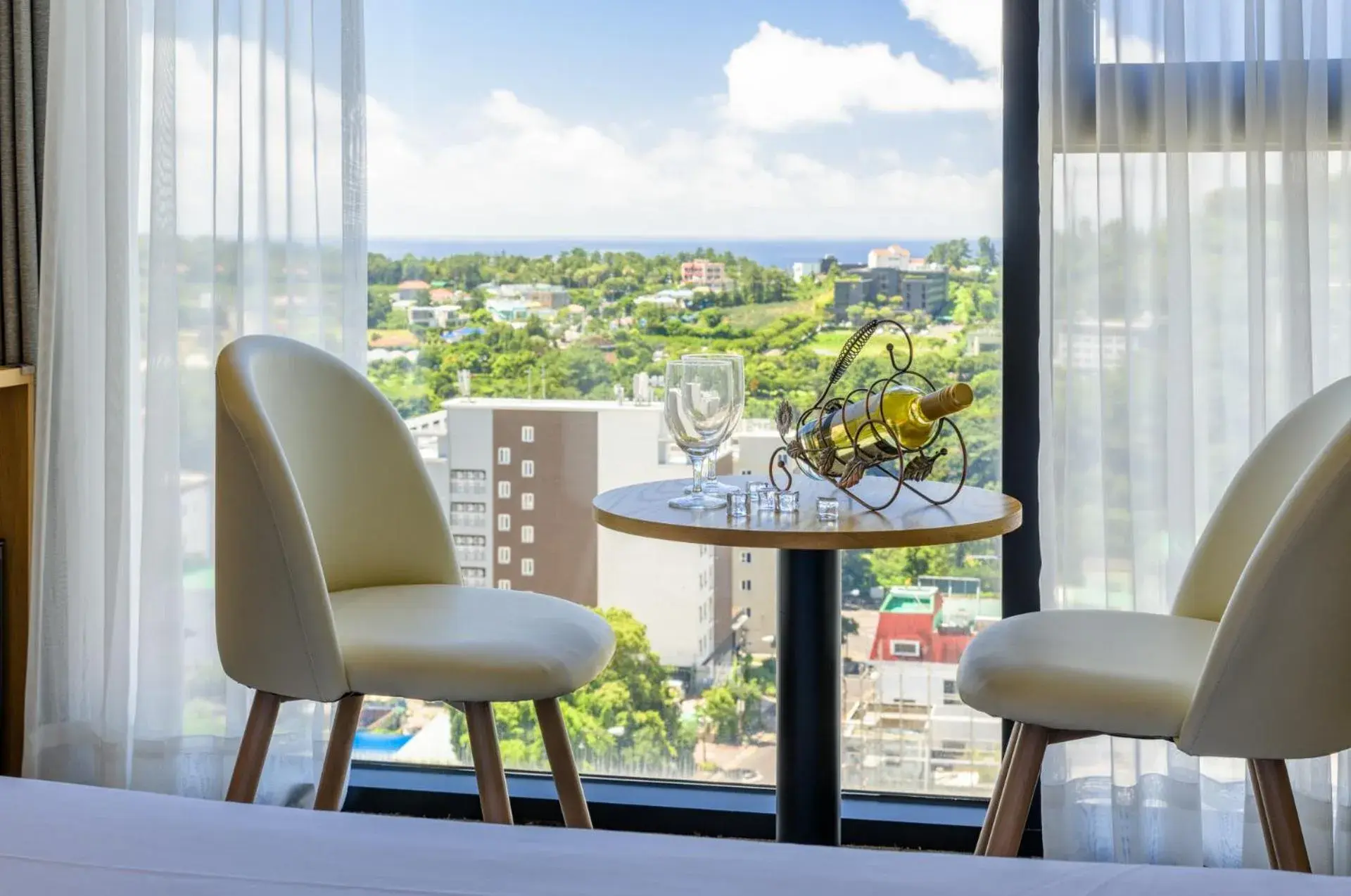 Bedroom in Shin Shin Hotel Cheonjiyeon Bedroom in Shin Shin Hotel Cheonjiyeon