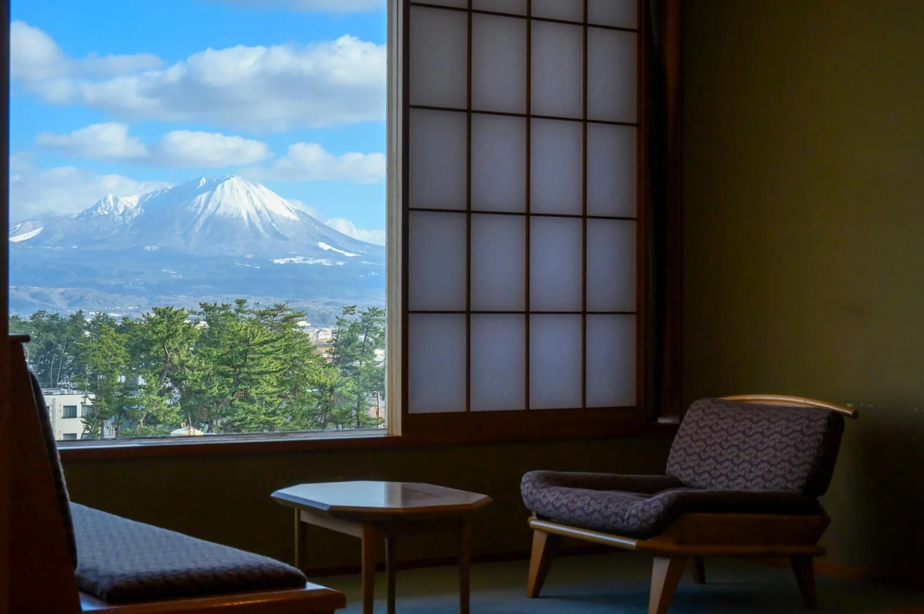 Photo of the whole room in Kaike Tsuruya