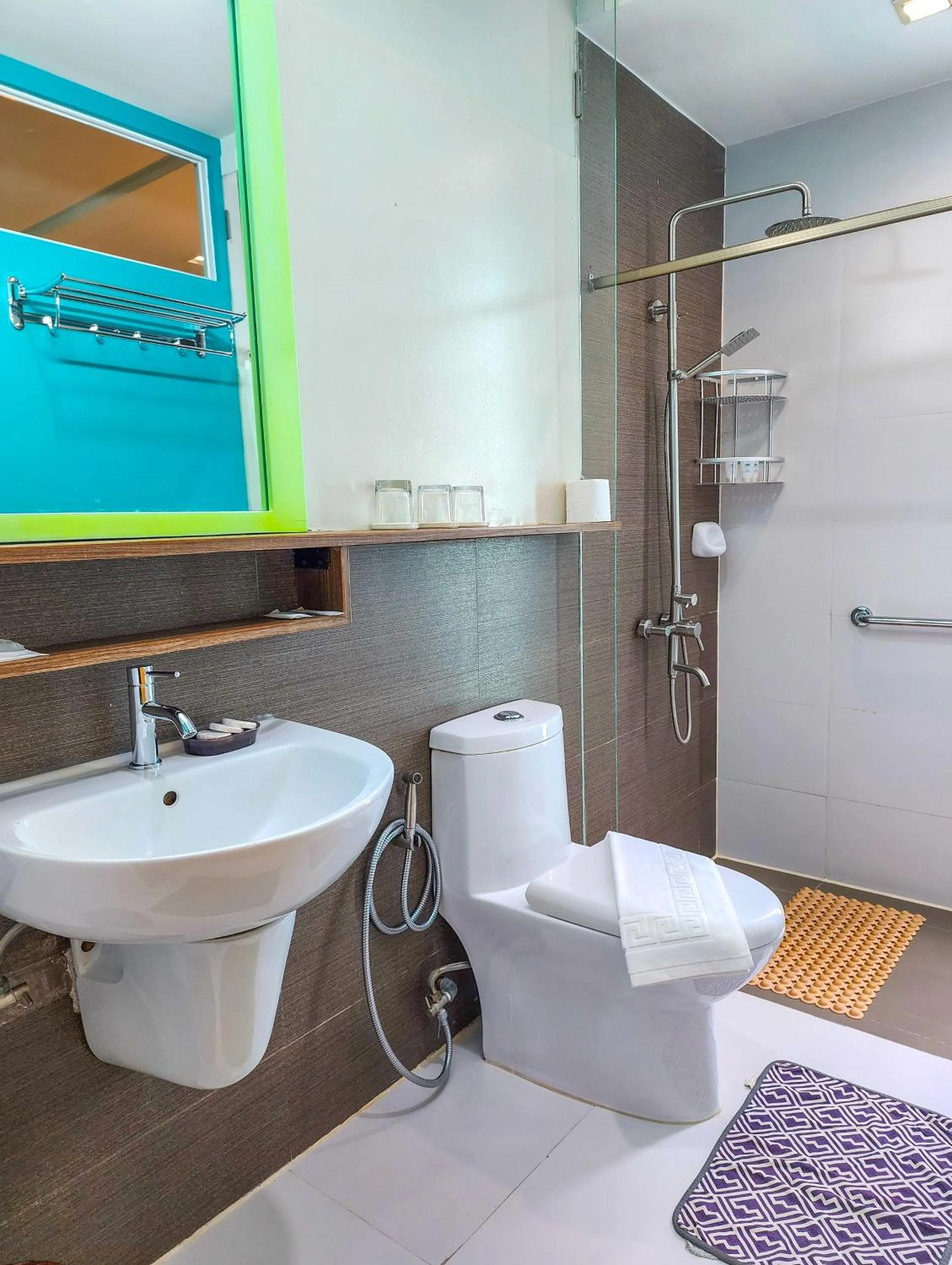 Shower in Sea Cocoon Hotel