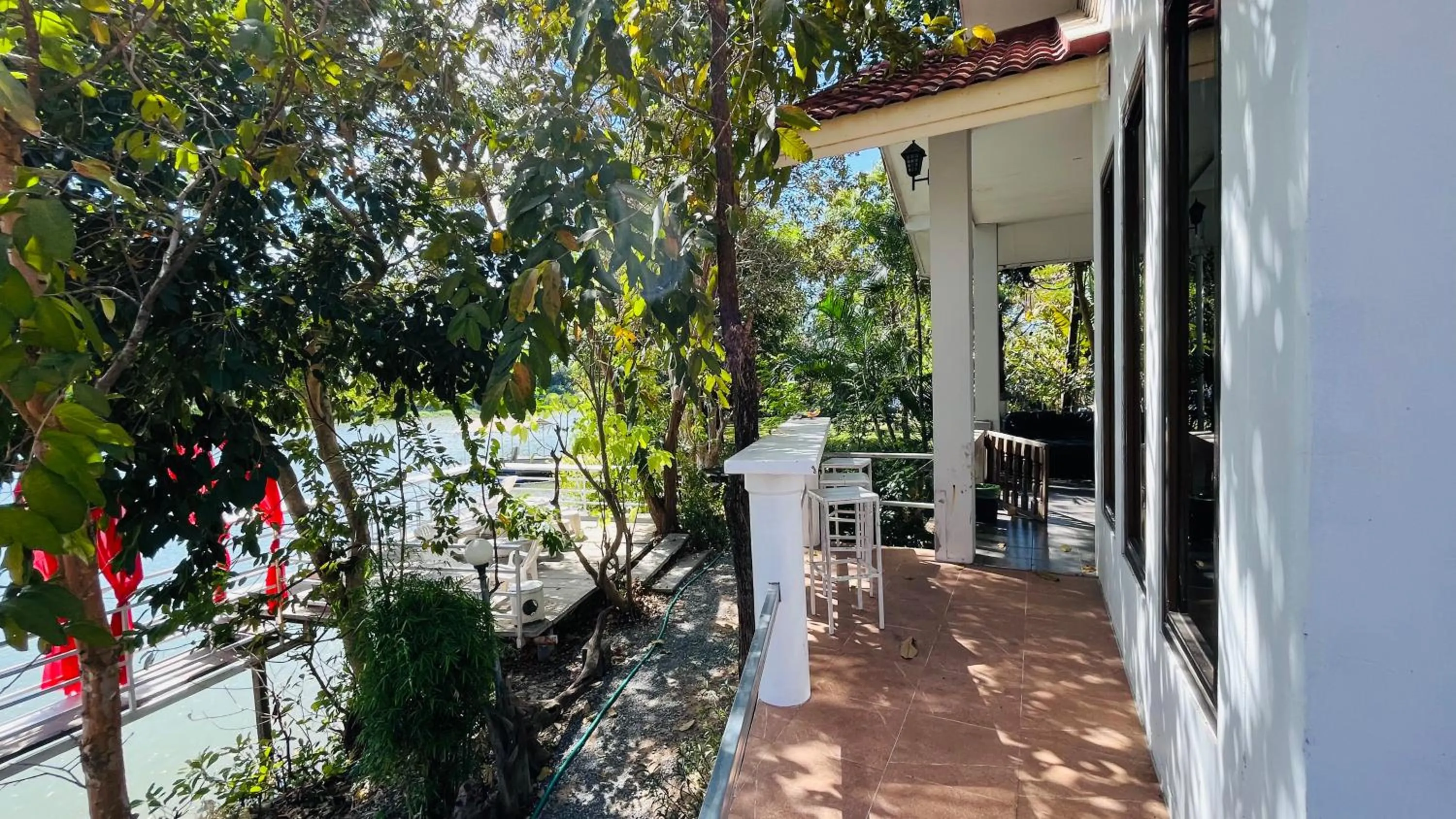 Moon River Resort Phimai