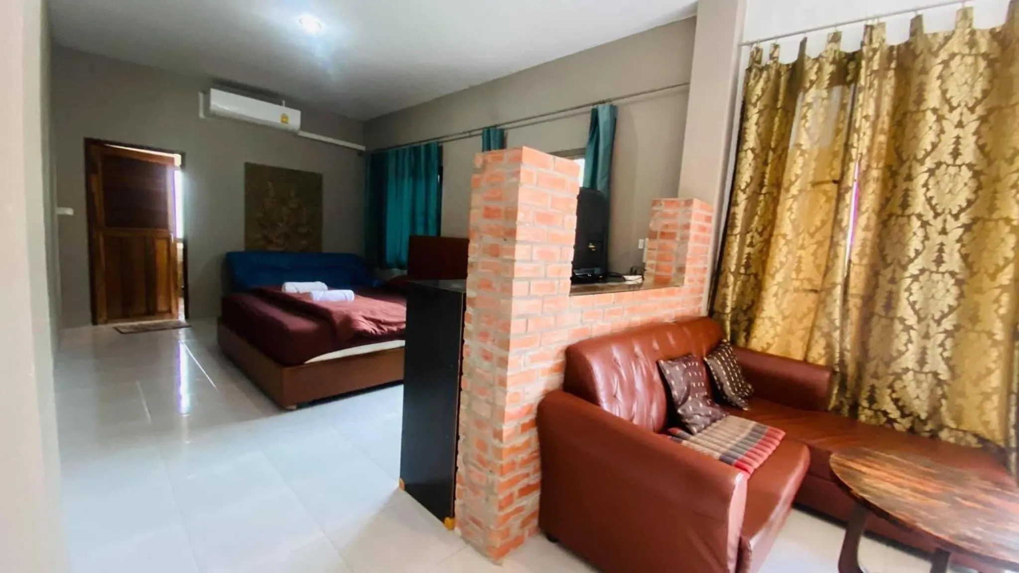 Bed in Moon River Resort Phimai