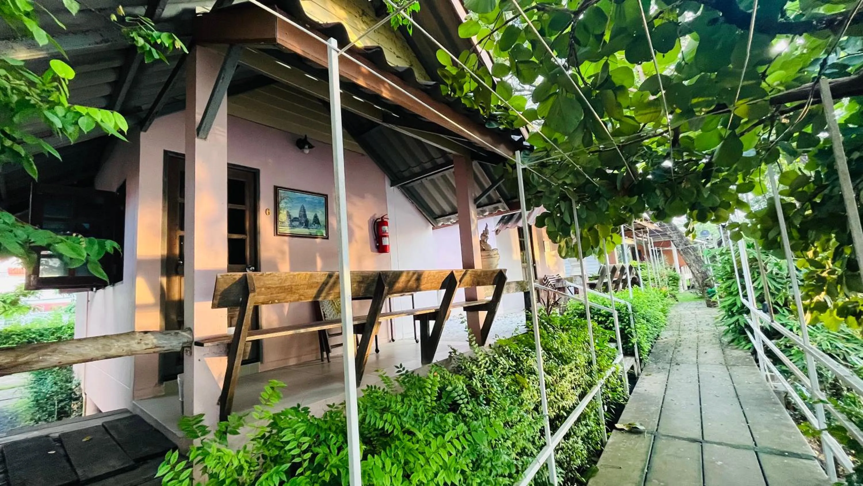 Moon River Resort Phimai