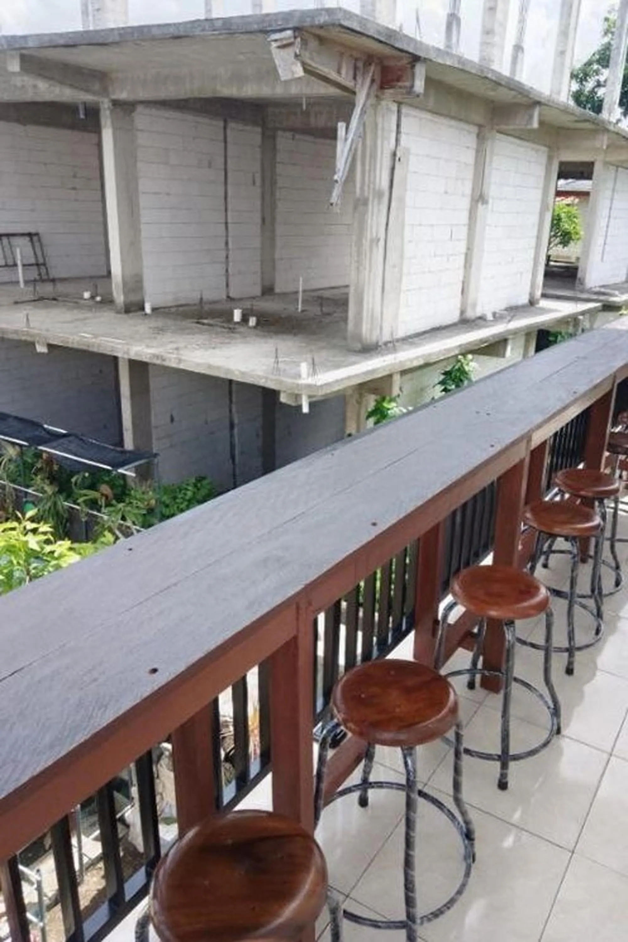 Property building, Balcony/Terrace in Downtown Monkey Forest Hostel