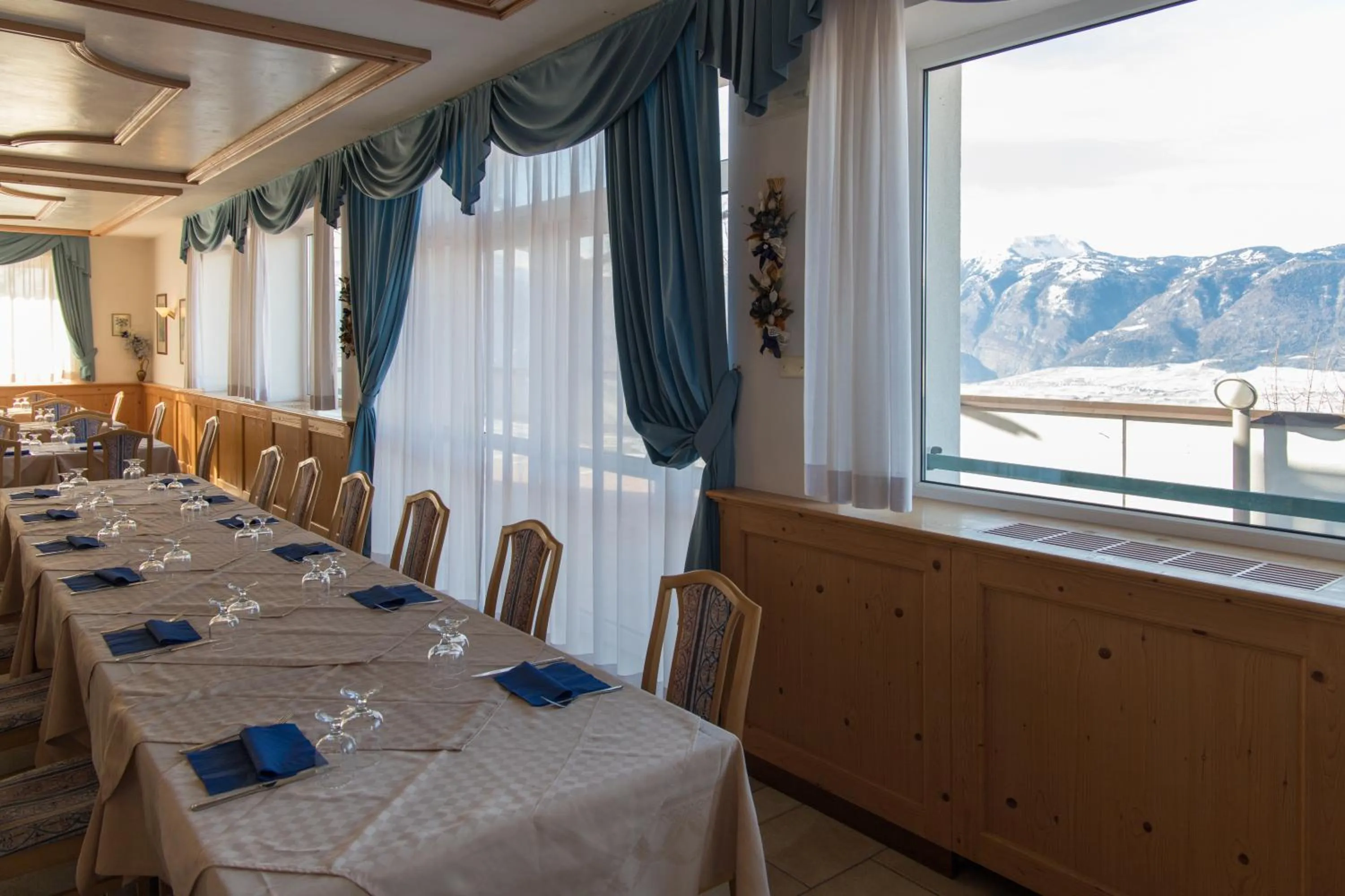 Restaurant/places to eat in Hotel Antica Torre