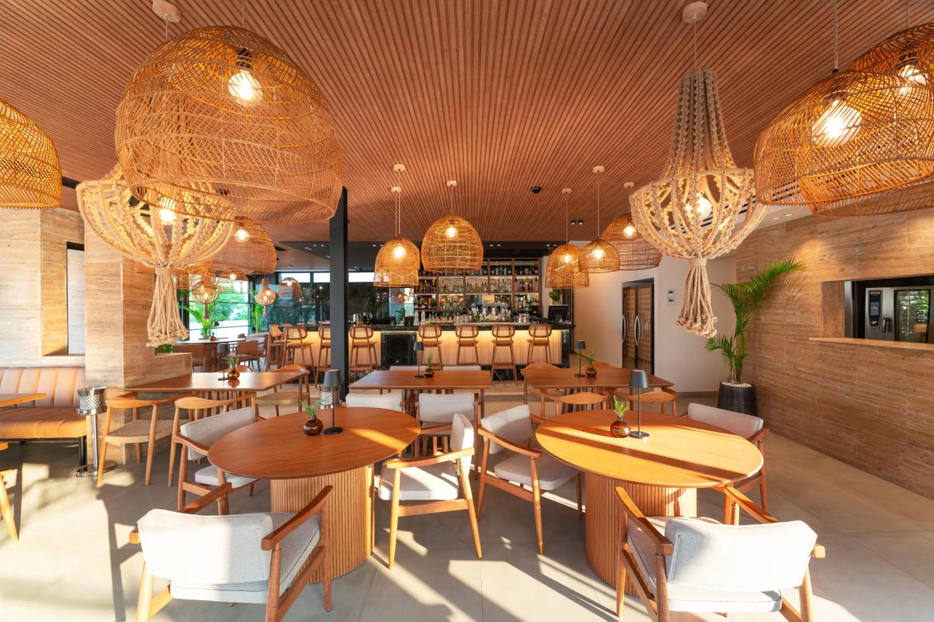 Restaurant/places to eat in Hippocampus Boutique Hotel