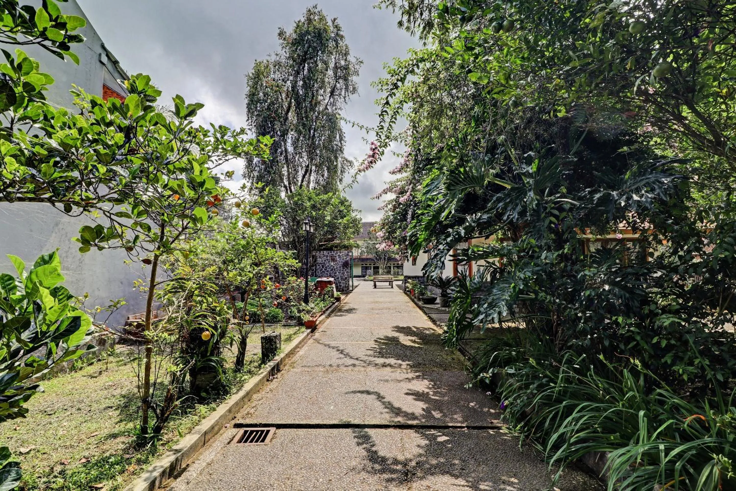 Facade/entrance in Collection O 90461 Graha Atmadja Syariah Guest House