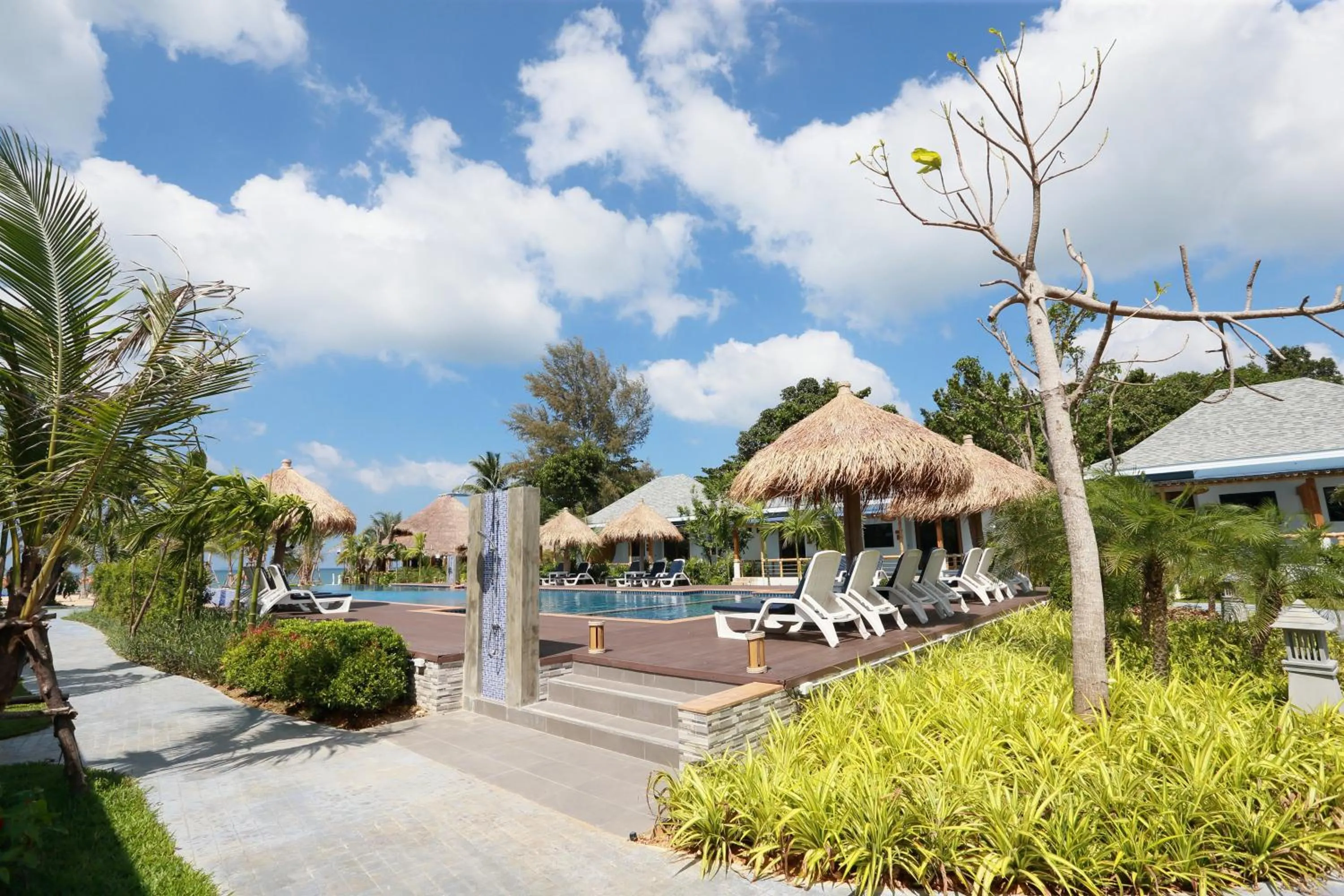 Swimming pool in Lanta Casa Blanca