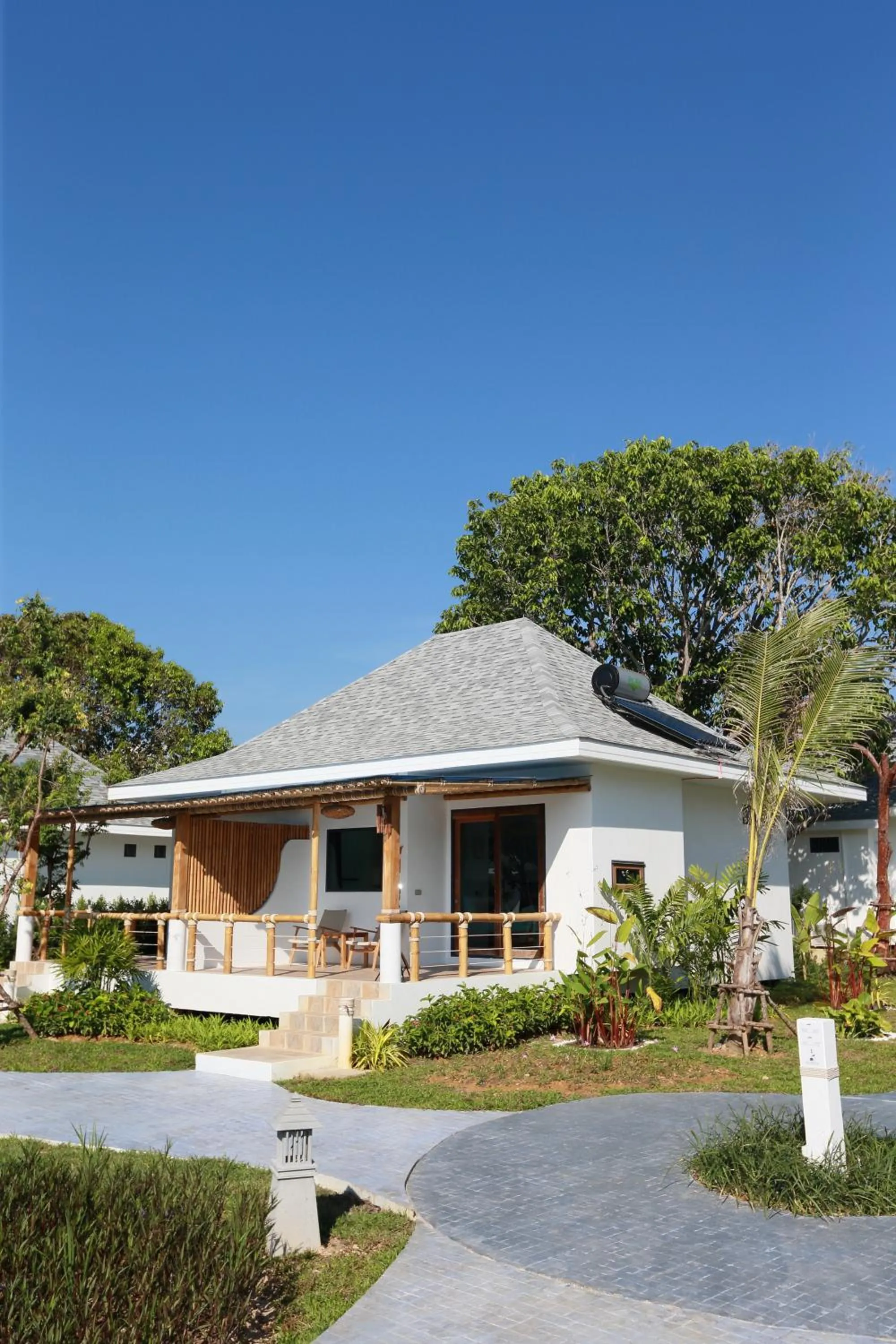 Property building in Lanta Casa Blanca