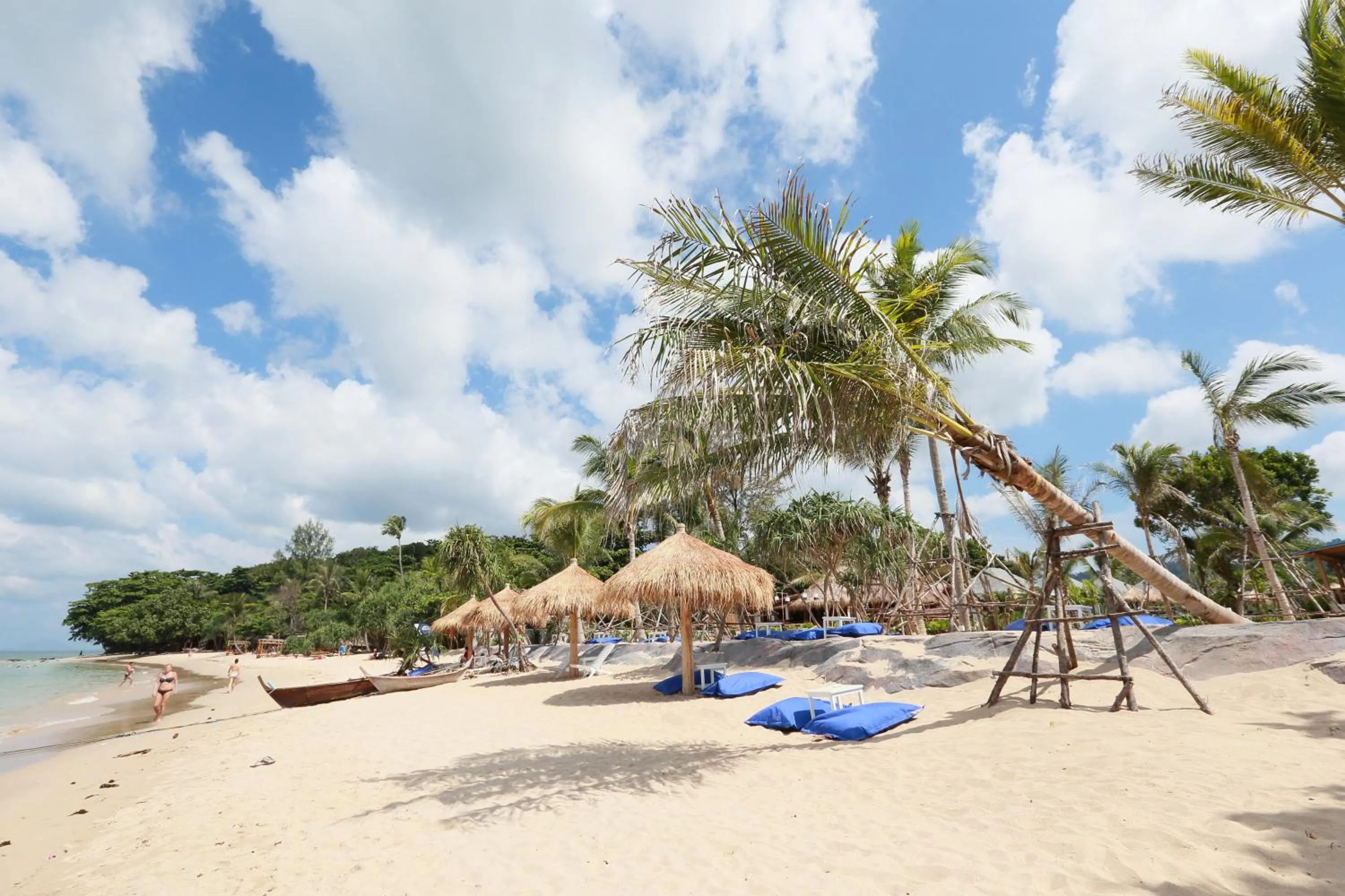 Beach in Lanta Casa Blanca