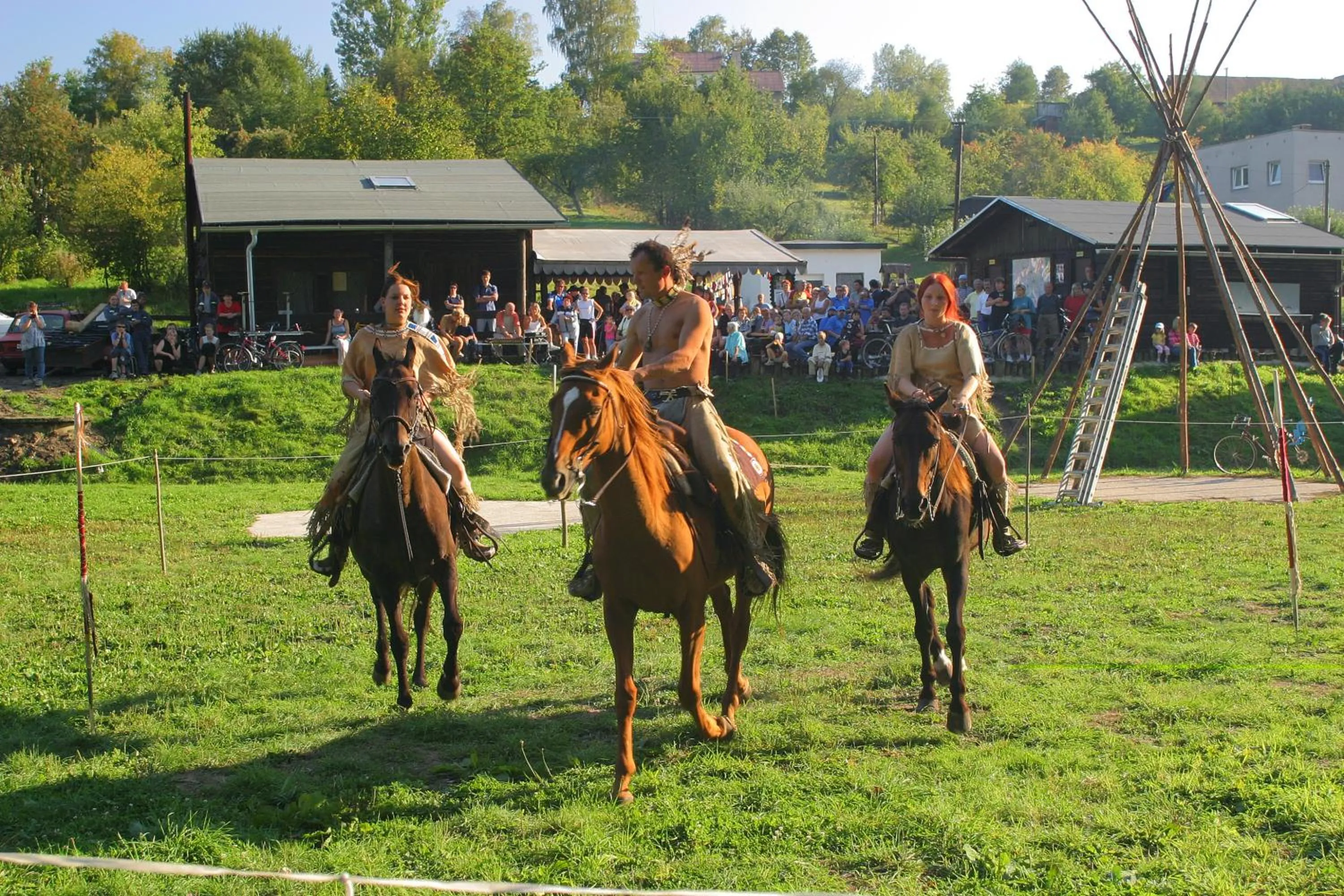 Horse-riding in Turisticka ubytovna Cakle