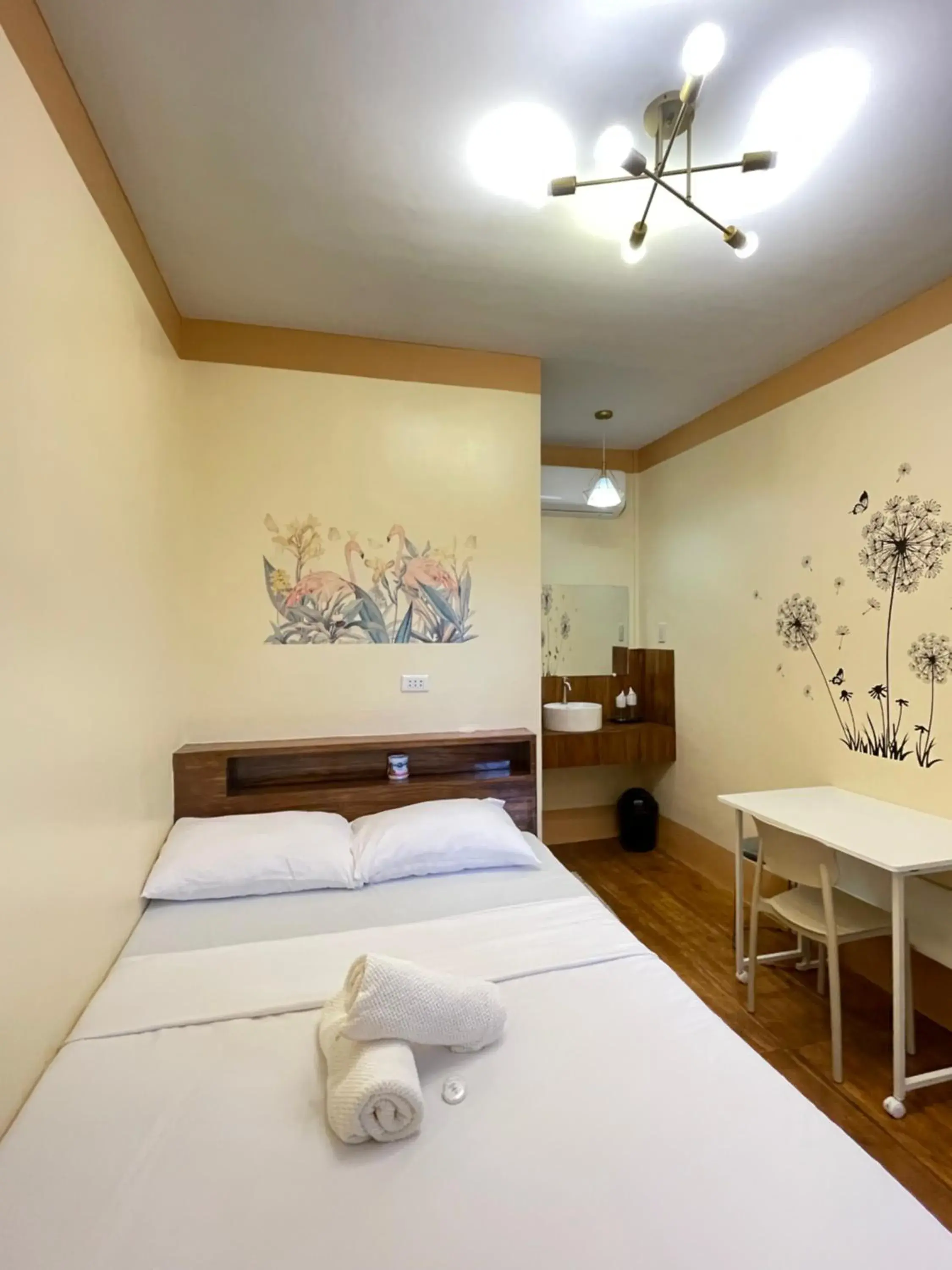 Bed in Camiguin Blue Lagoon Cottages Bed in Camiguin Blue Lagoon Cottages