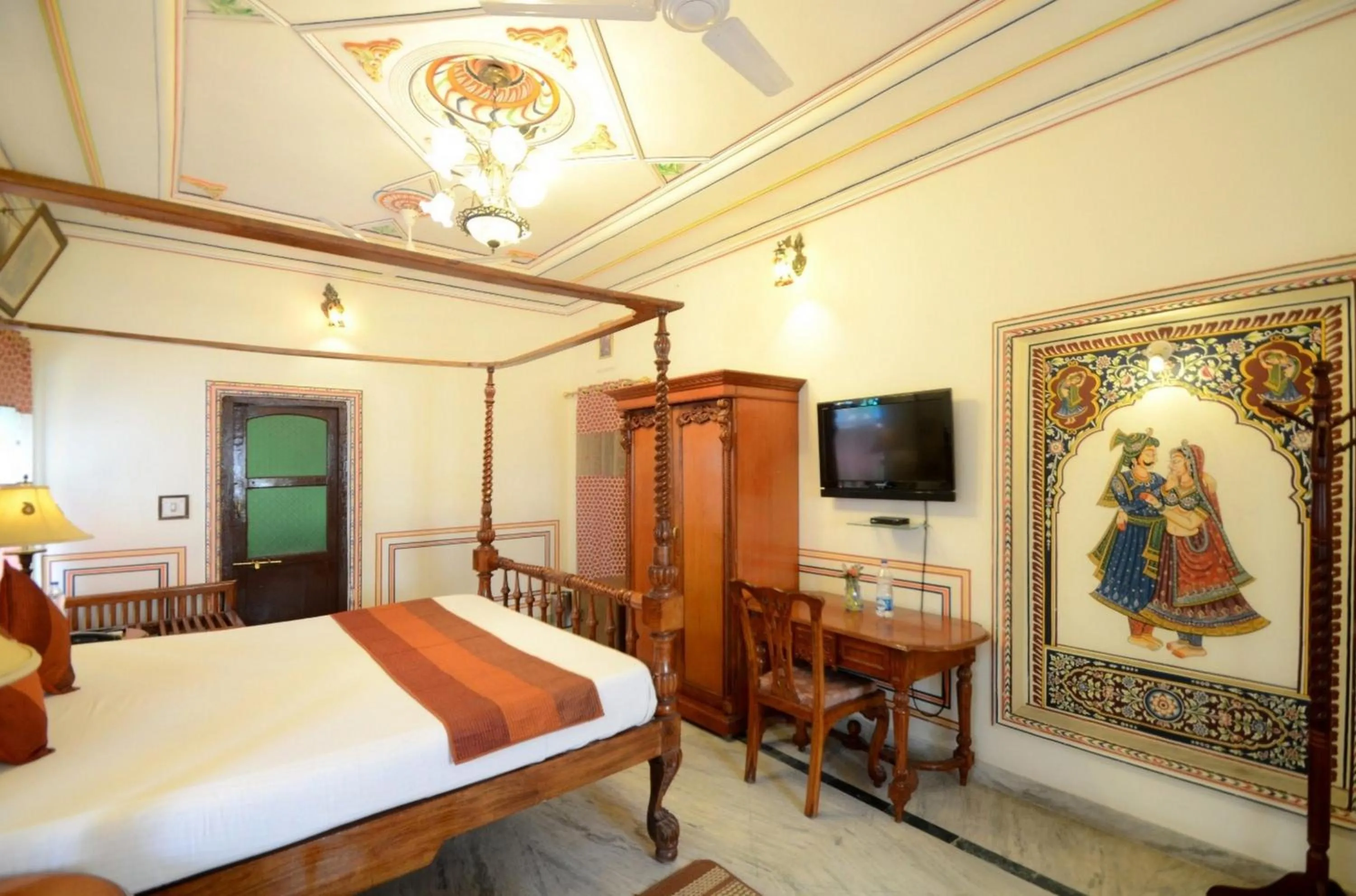 TV and multimedia in Hotel Heritage Mandawa