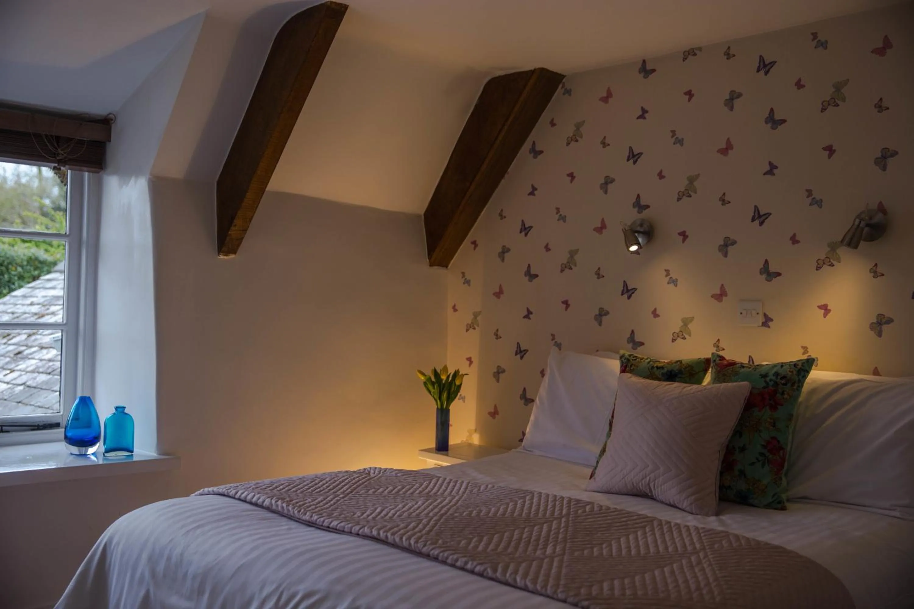 Bedroom, Bed in The Cott Inn