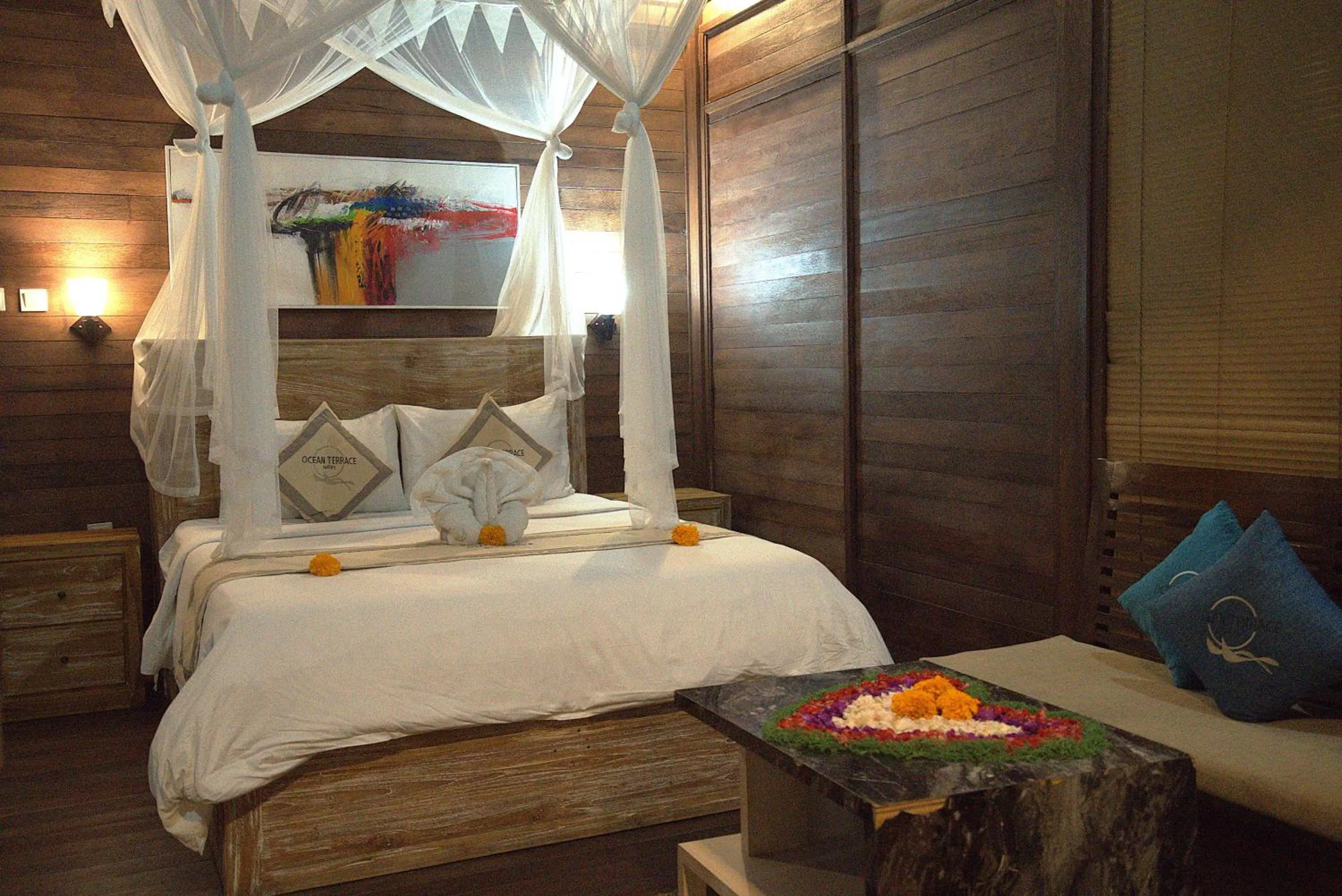 Bed in Ocean Terrace Suite And Spa Luxury