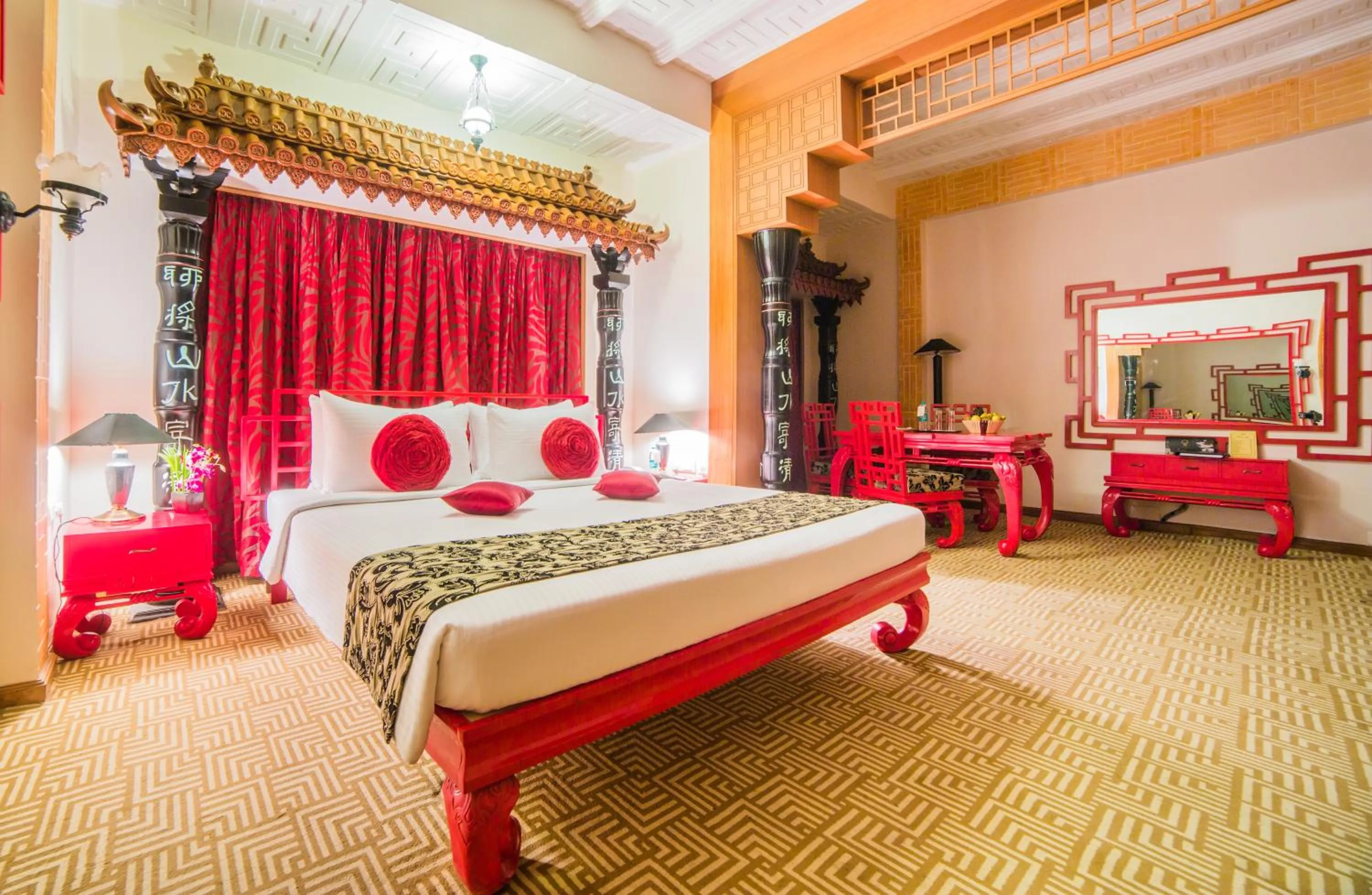 Bed in Ramoji Film City- Sitara Luxury Hotel