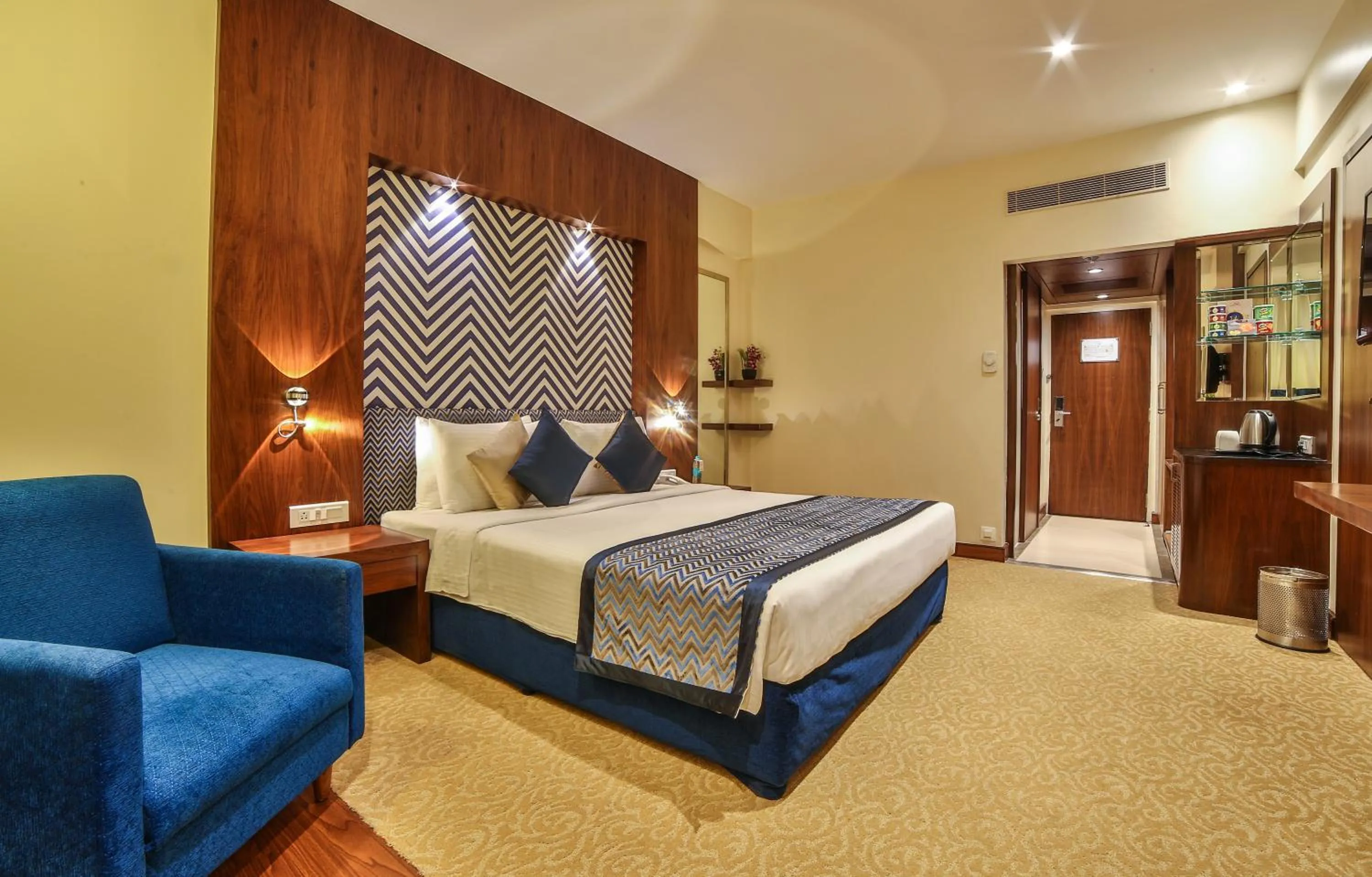 Bed in Ramoji Film City- Sitara Luxury Hotel