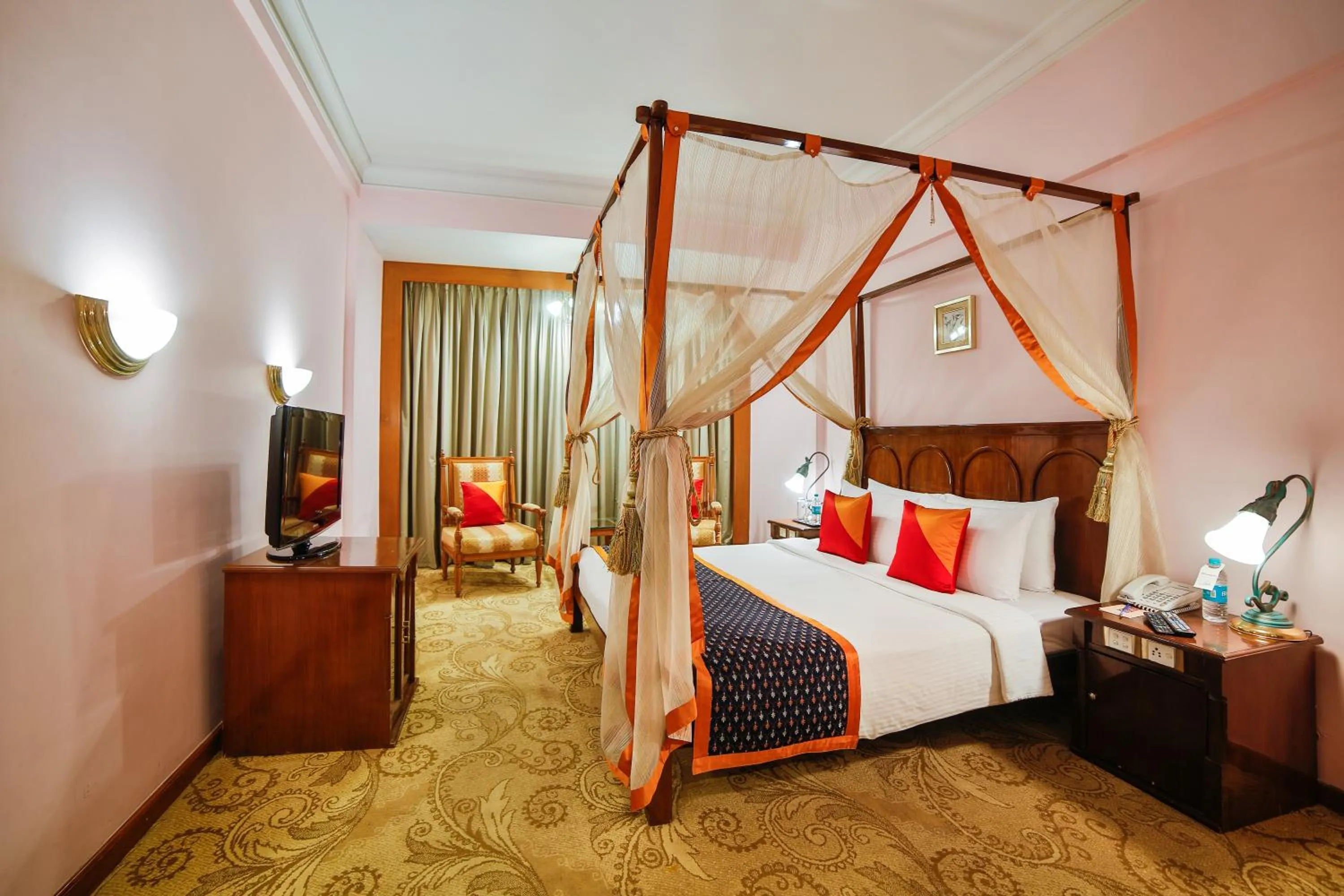 Bed in Ramoji Film City- Sitara Luxury Hotel