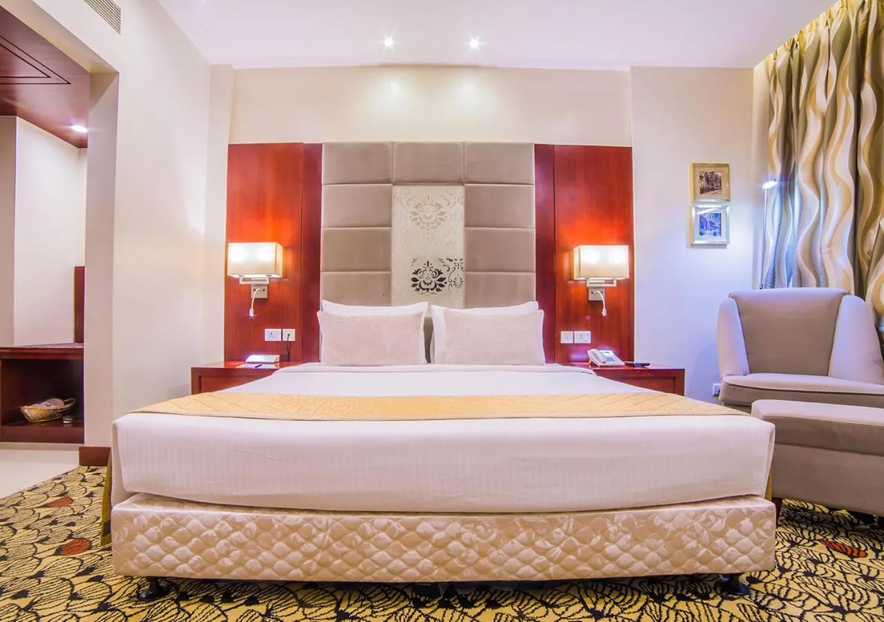 Bed in Ramoji Film City- Sitara Luxury Hotel