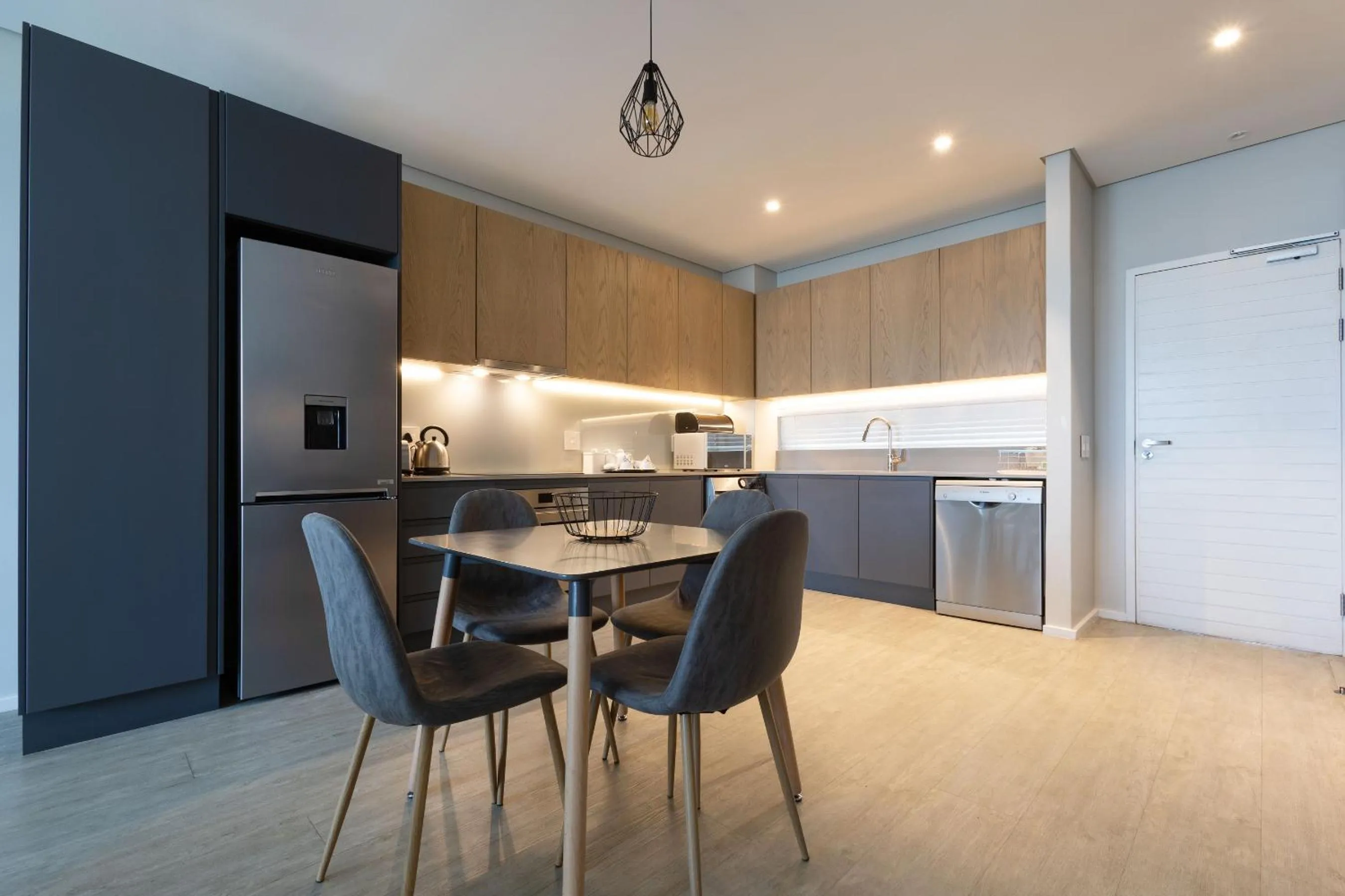 Axis Luxury Apartments by Century City Hotels