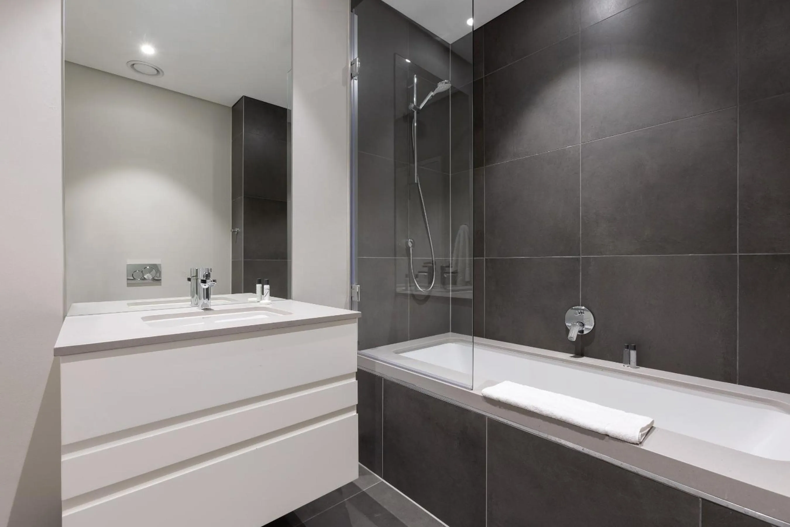 Axis Luxury Apartments by Century City Hotels