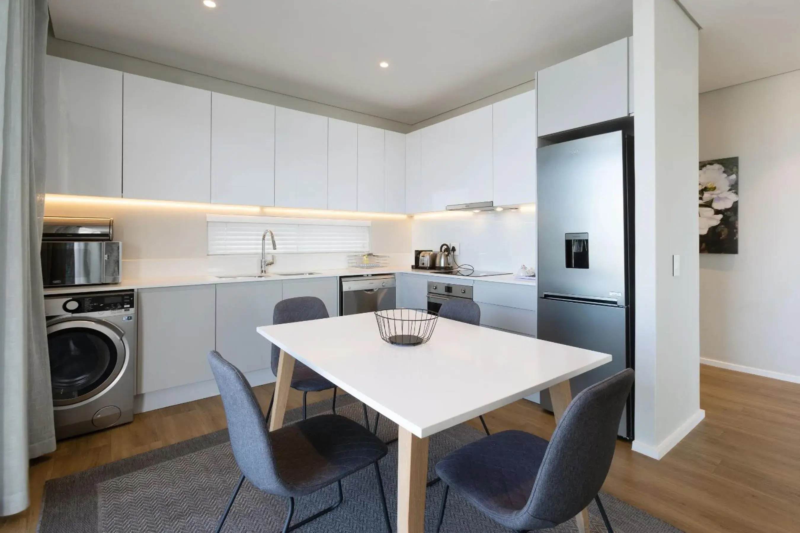 Apartment in Axis Luxury Apartments by Century City Hotels Apartment in Axis Luxury Apartments by Century City Hotels