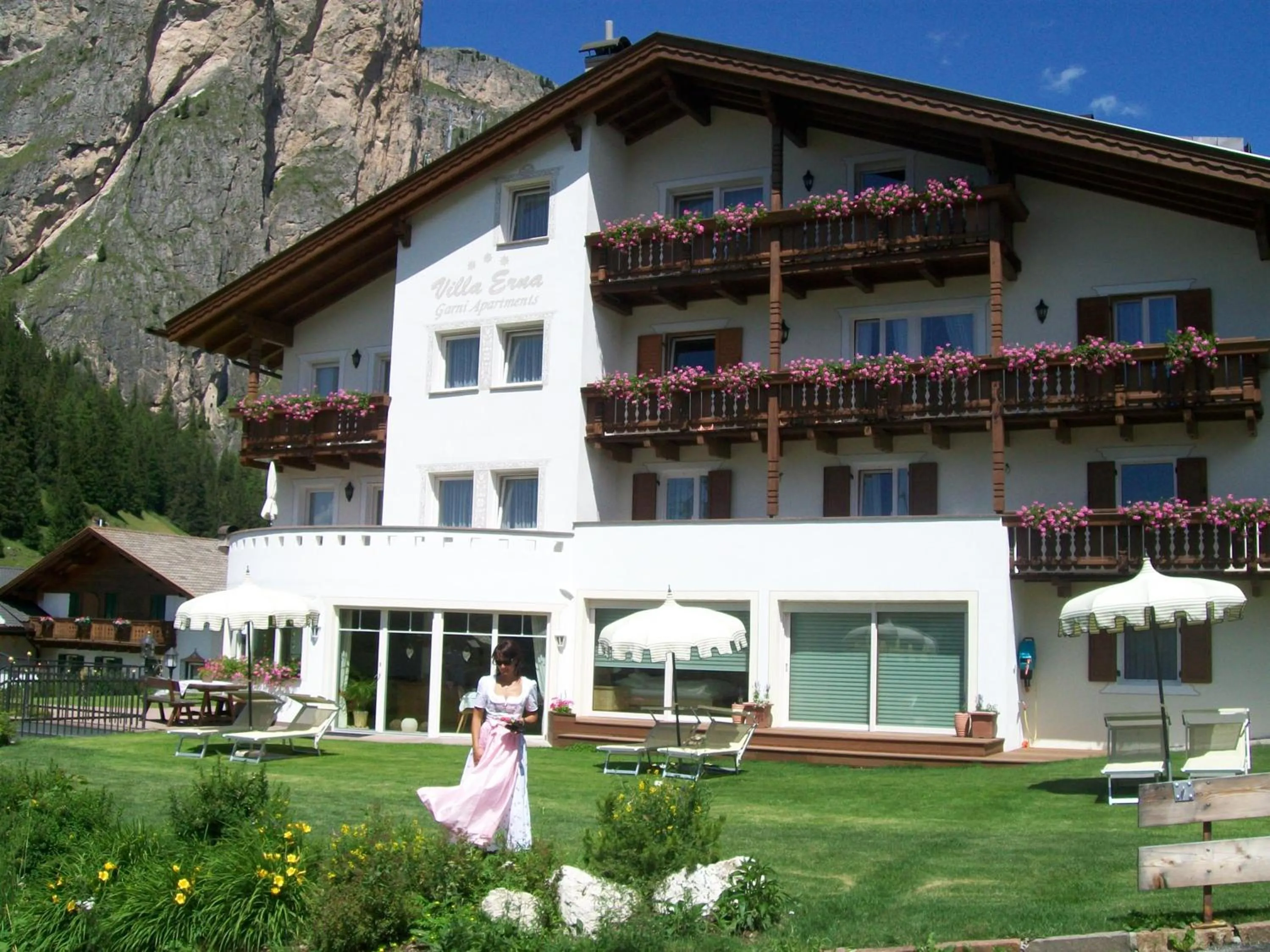 Property building in Garnì Villa Erna