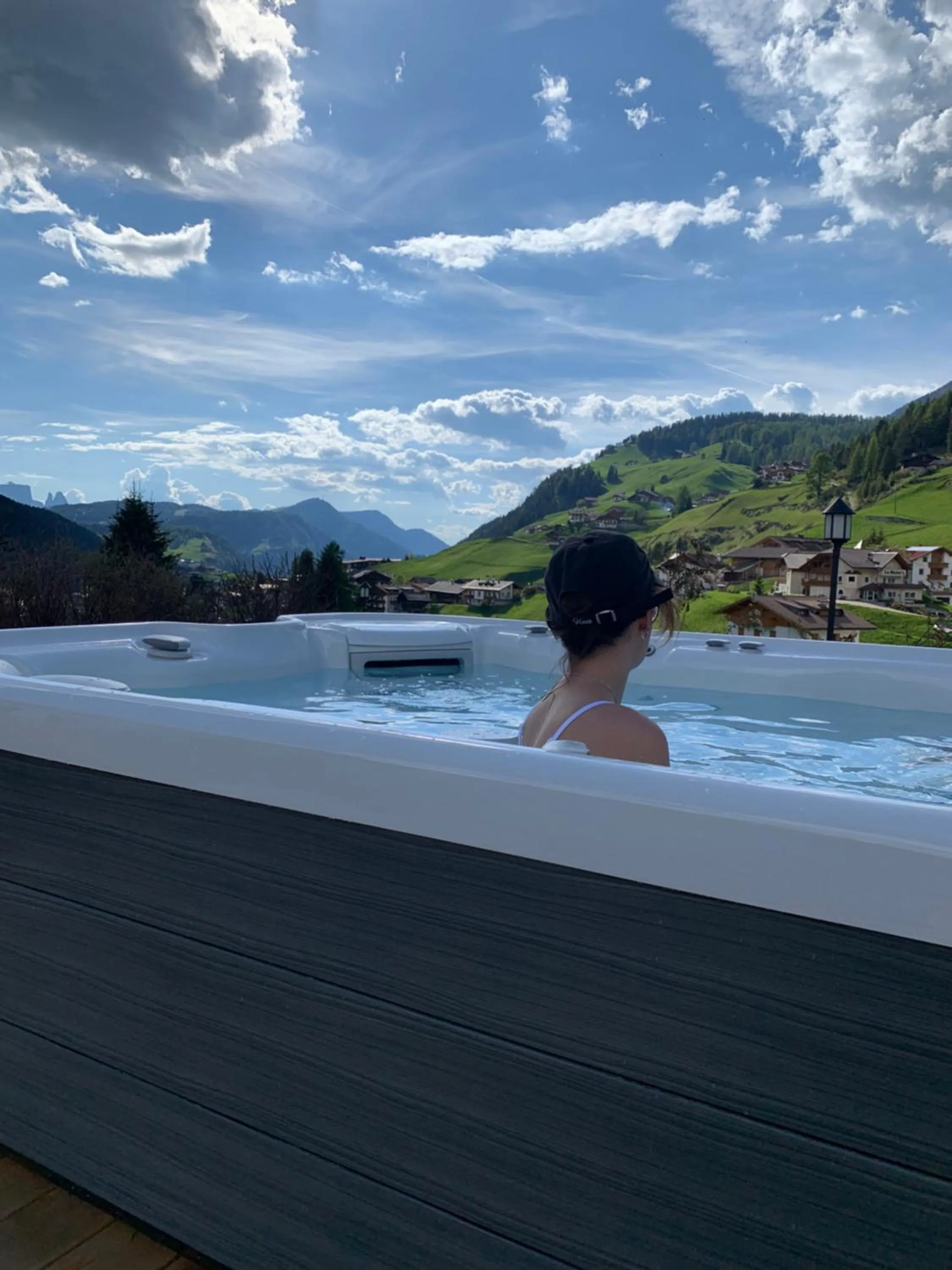 Hot Tub in Garnì Villa Erna