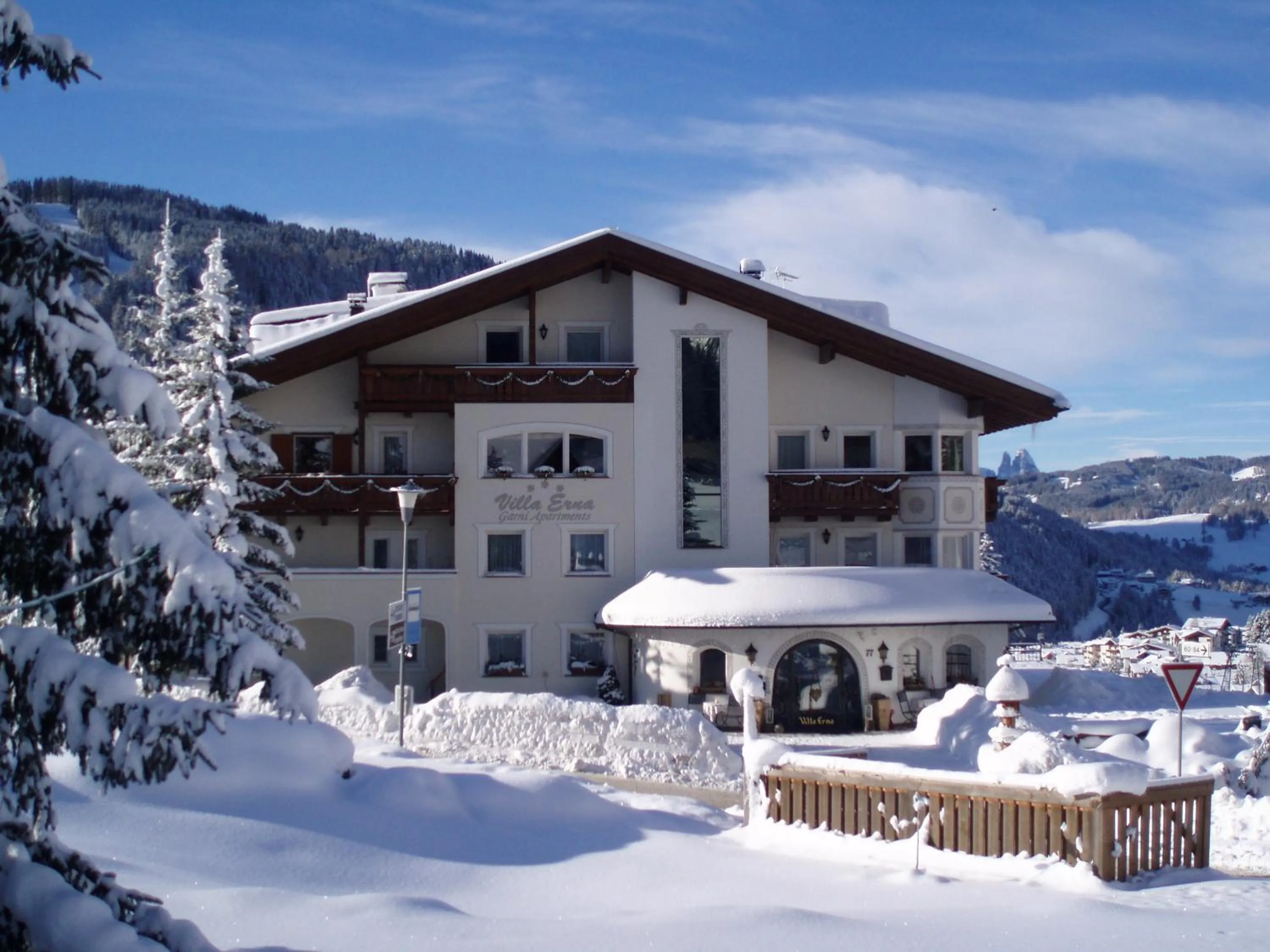 Property building in Garnì Villa Erna