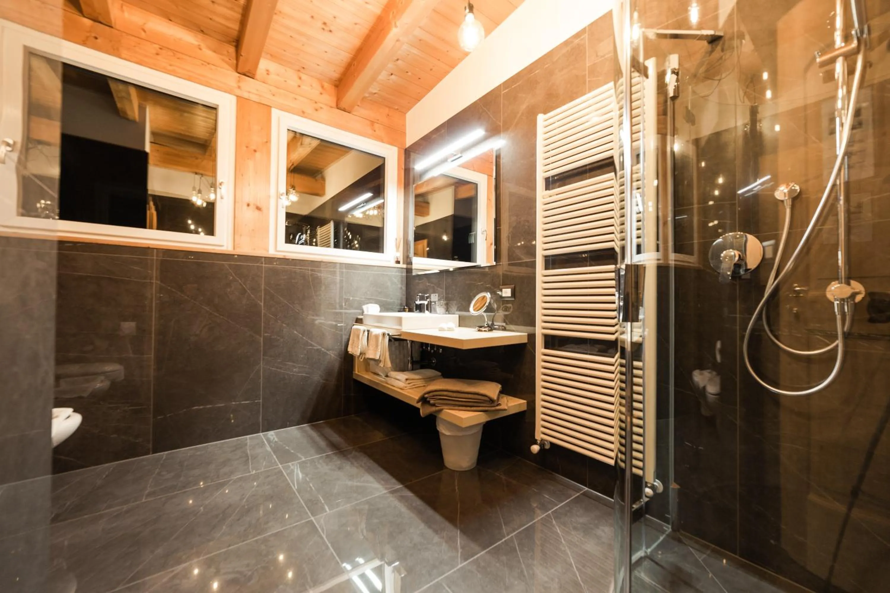 Shower in Garnì Villa Erna