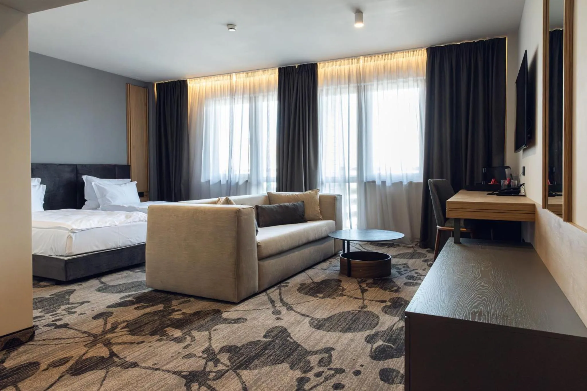 Seating area, Bed in Kamengrad Hotel & SPA