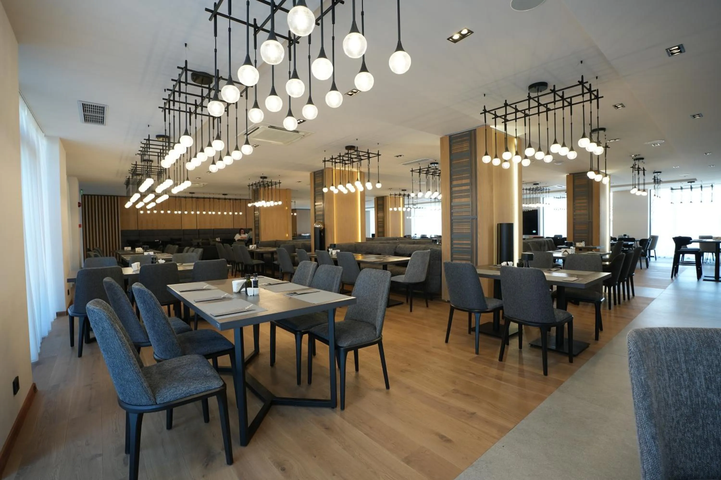 Restaurant/places to eat in Kamengrad Hotel & SPA