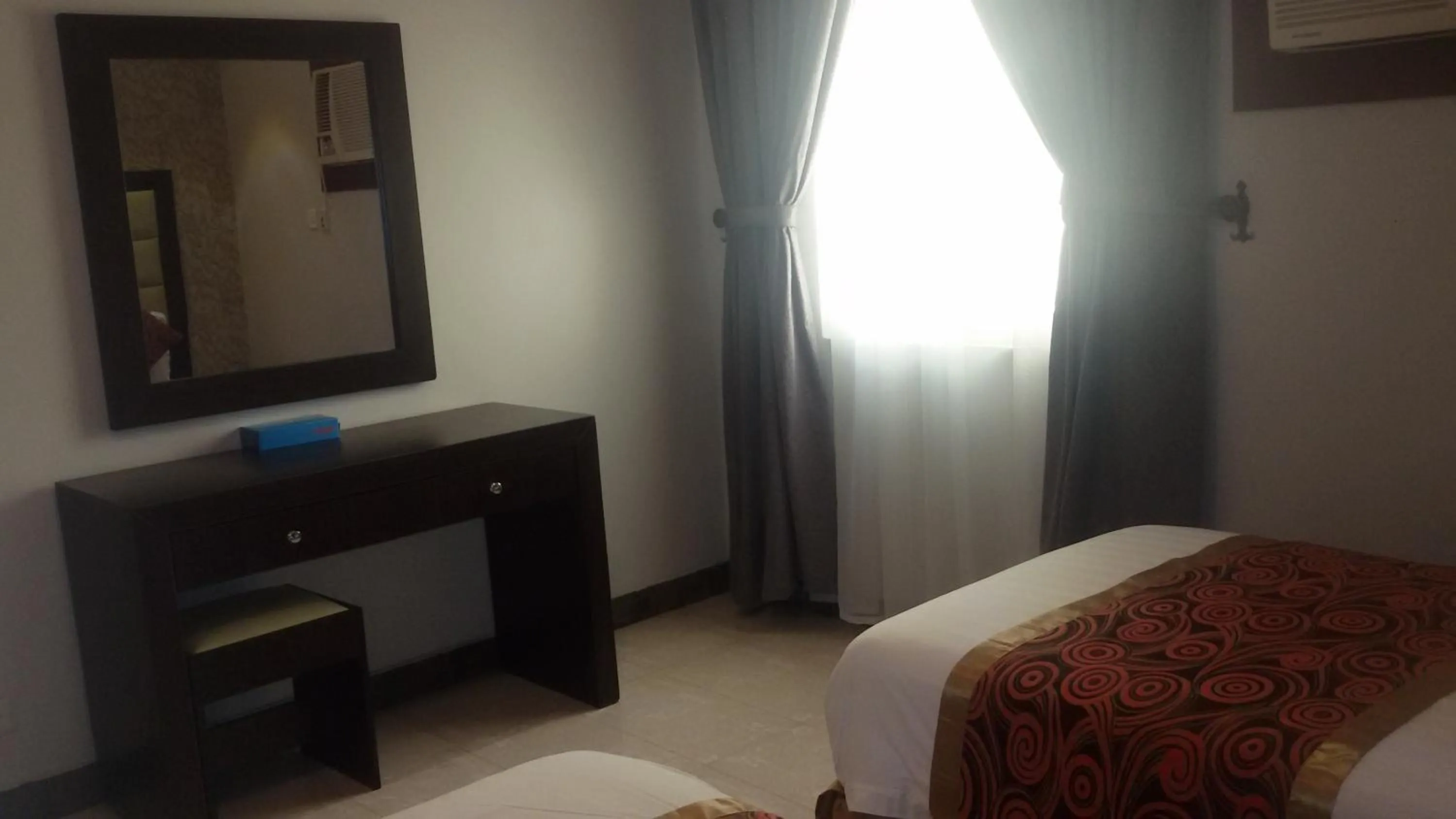 Bedroom, Bed in Mkani Apartment