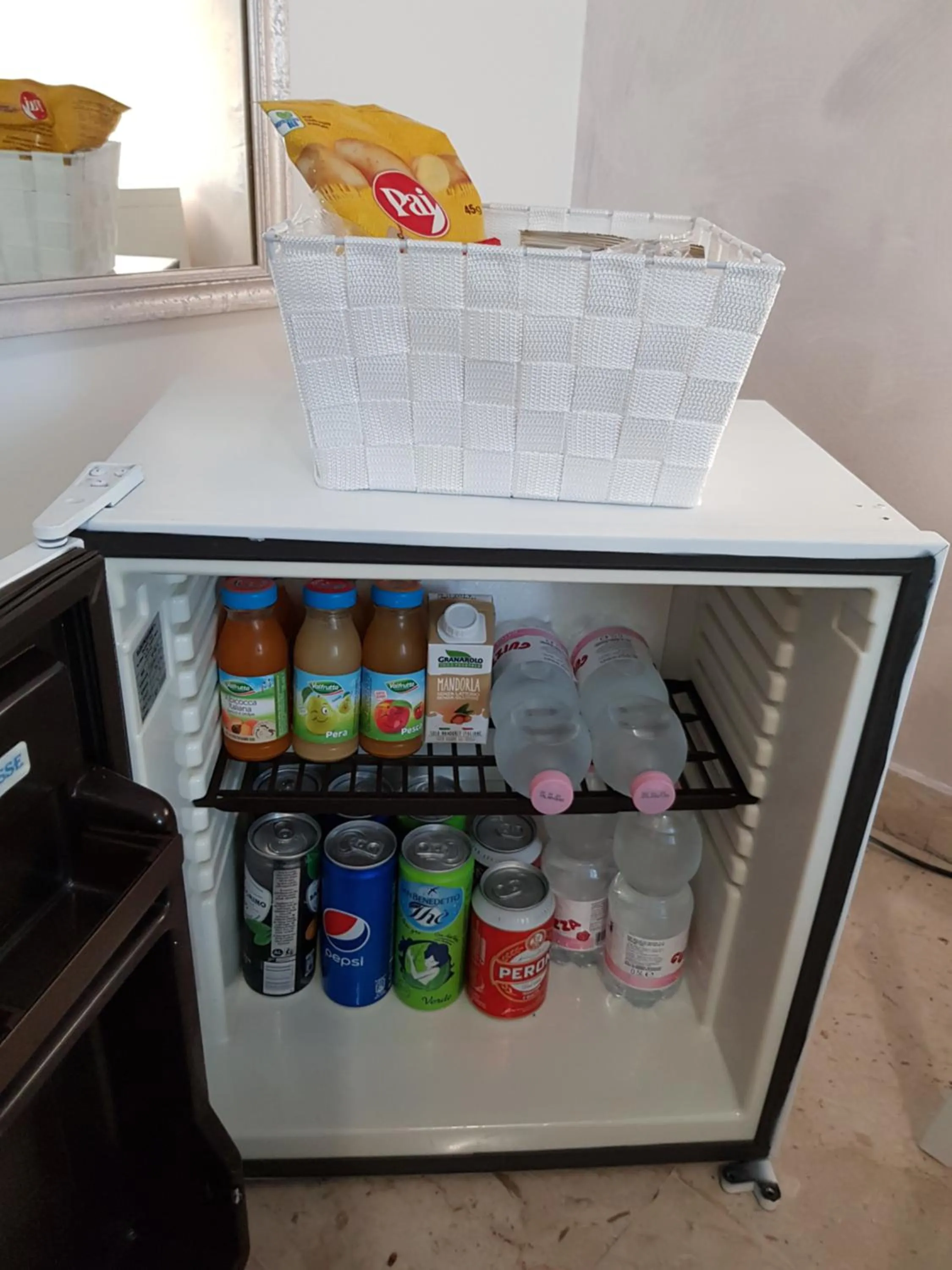 Food and drinks in Tanzi Home