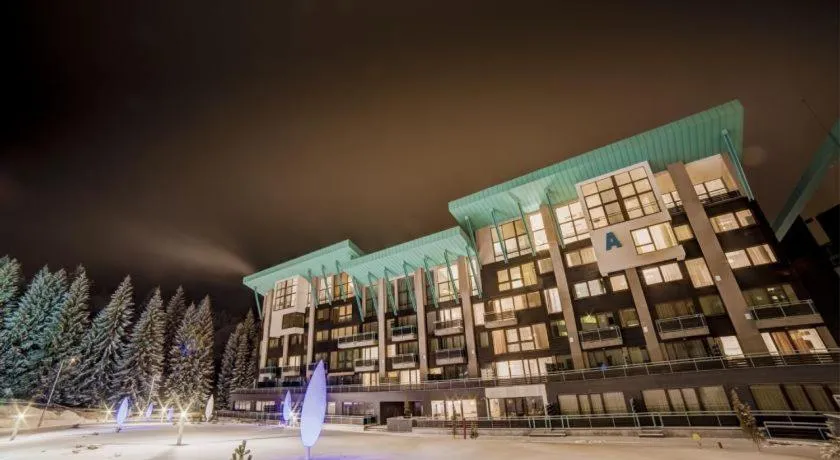 Night in Silver Mountain Resort & Spa