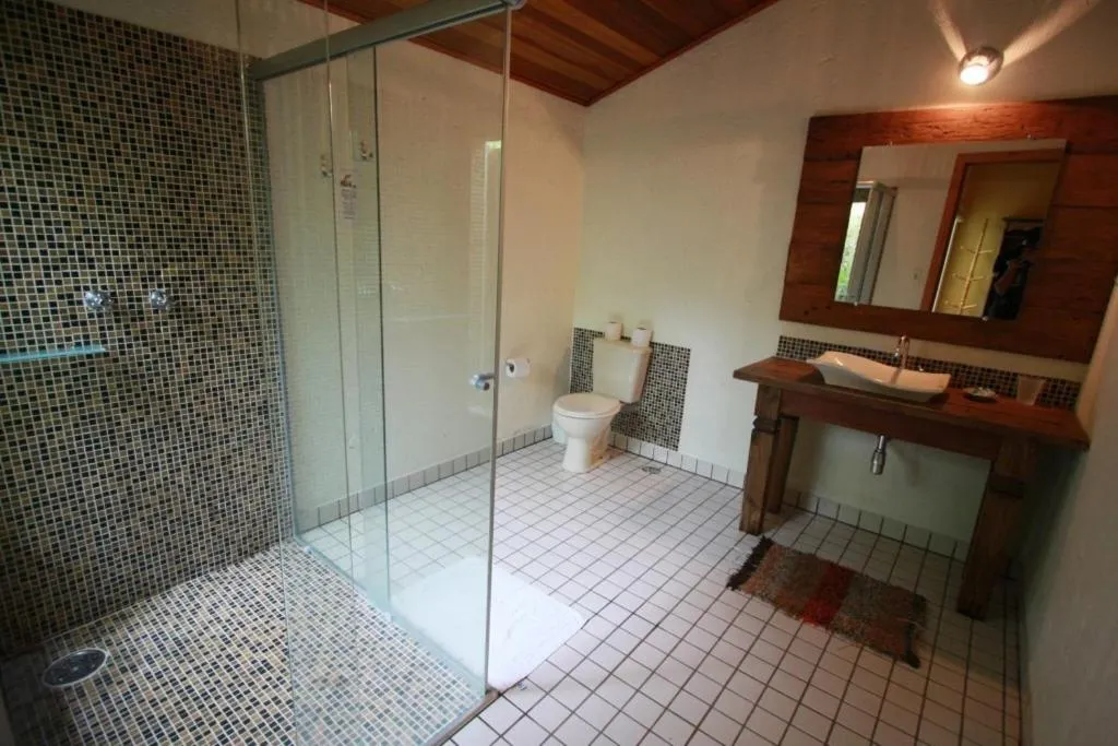 Bathroom in Pousada Bico Verde