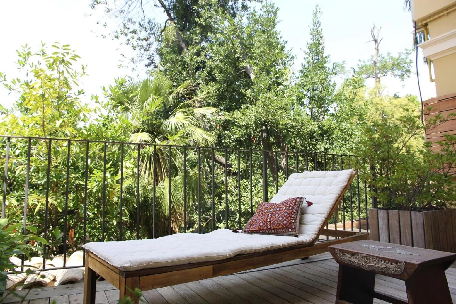 Balcony/Terrace in Palm Gallery Hotel