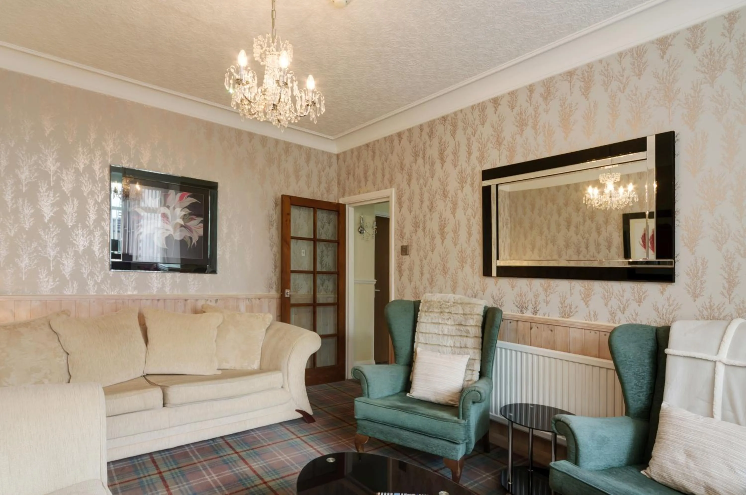 Living room in Stoneleigh Hotel