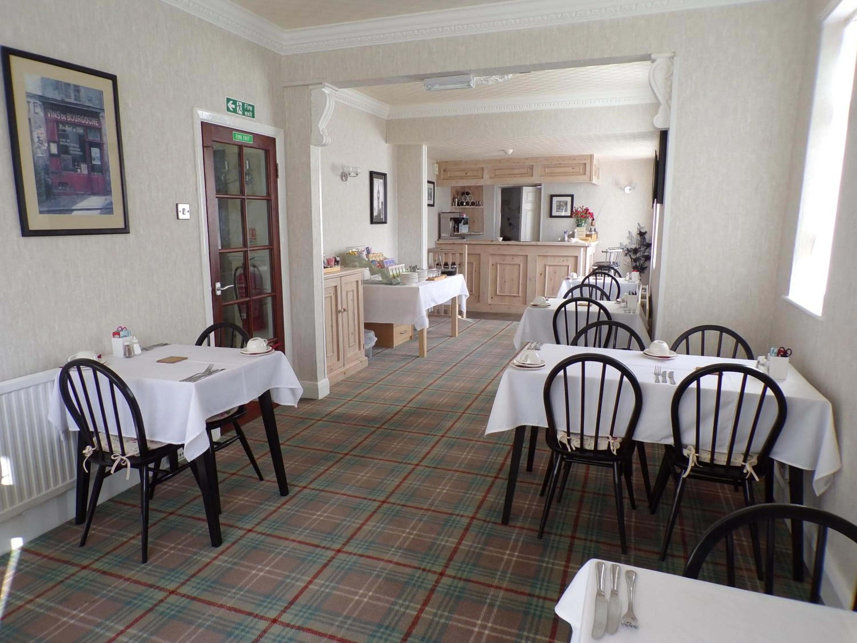 Dining area in Stoneleigh Hotel