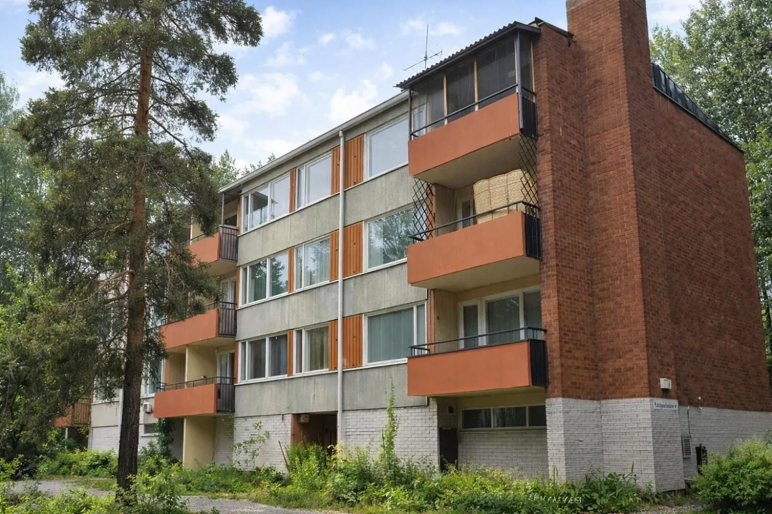 Property building in 1-Bedroom Apartment with Sauna