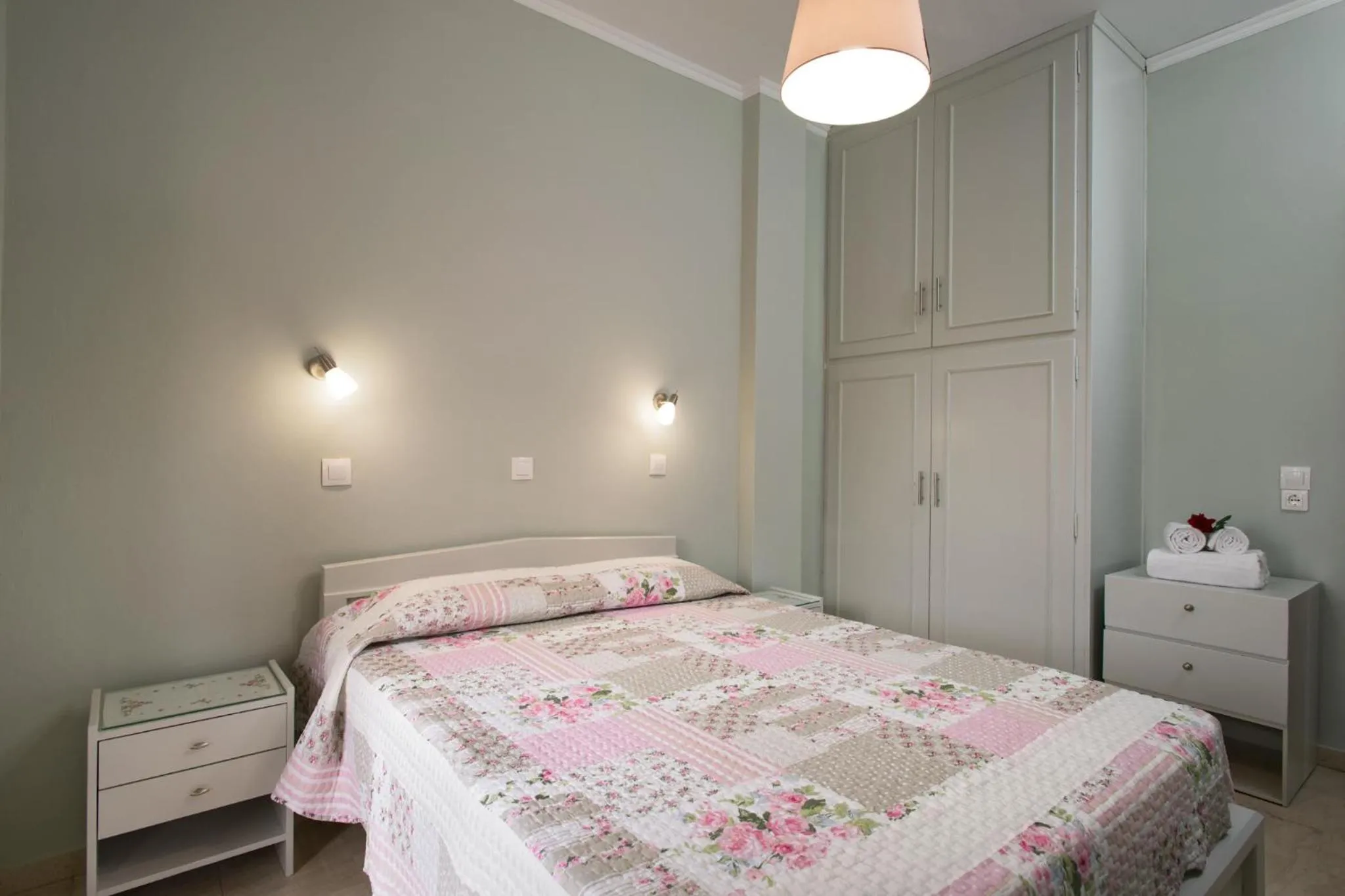 Bed in Eleni Apartments