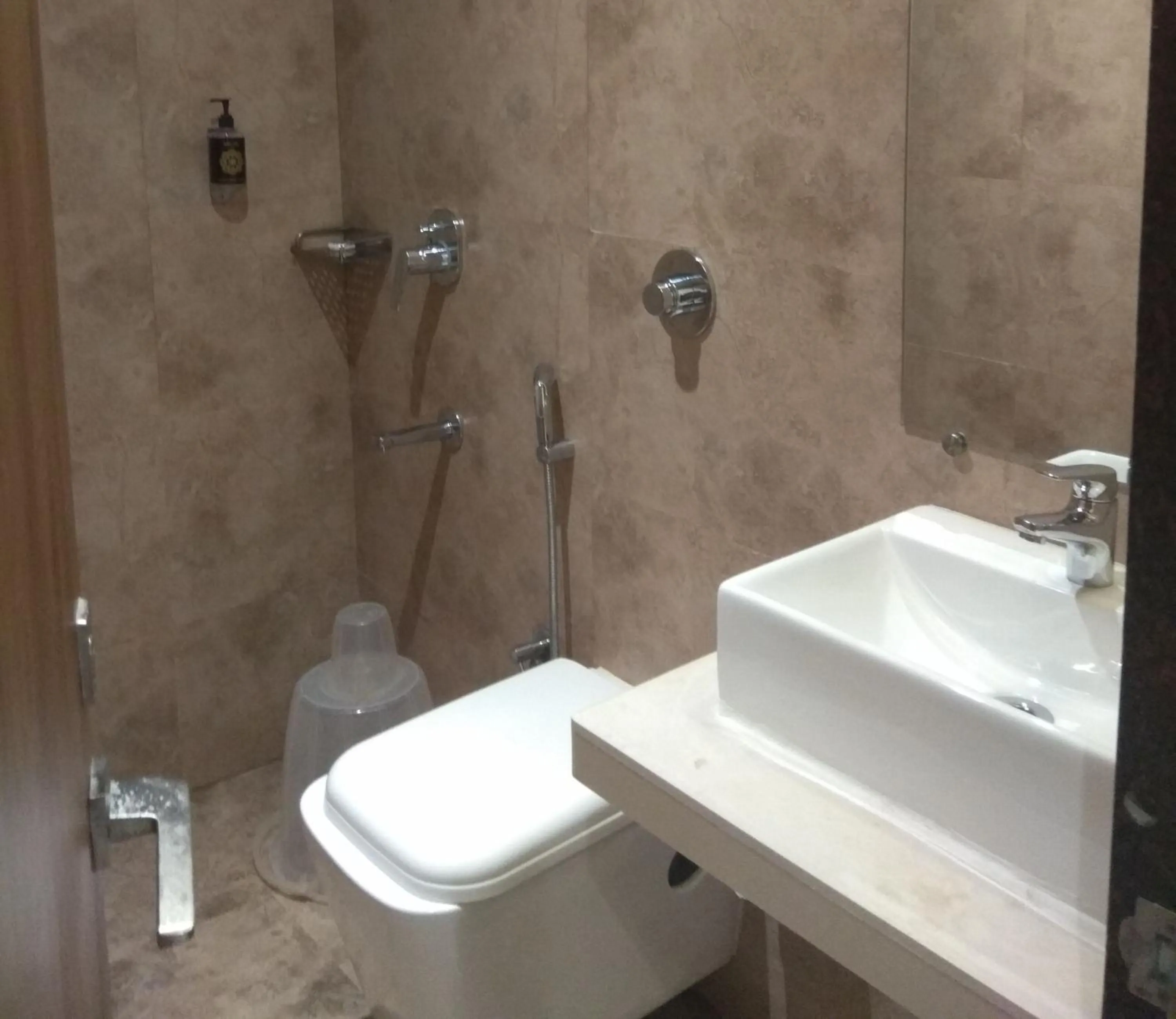 Bathroom in Hotel West Blue