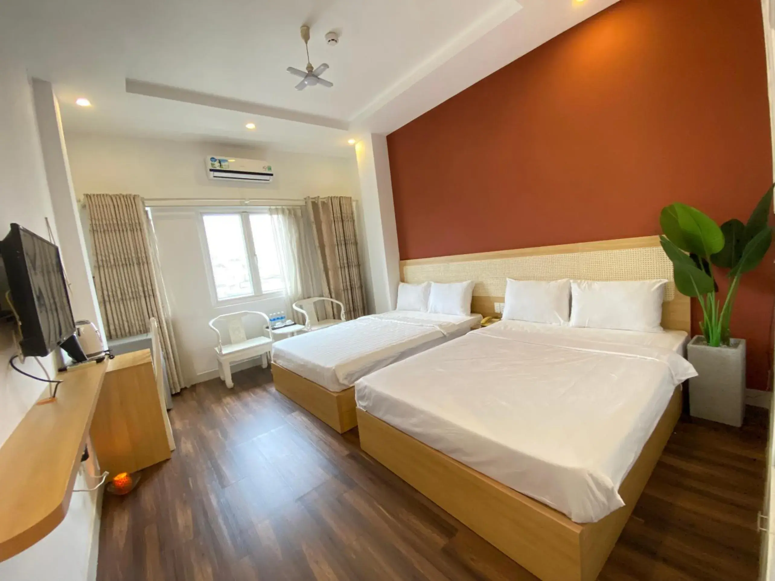 Bedroom, Bed in Saigon Central Hotel Bedroom, Bed in Saigon Central Hotel